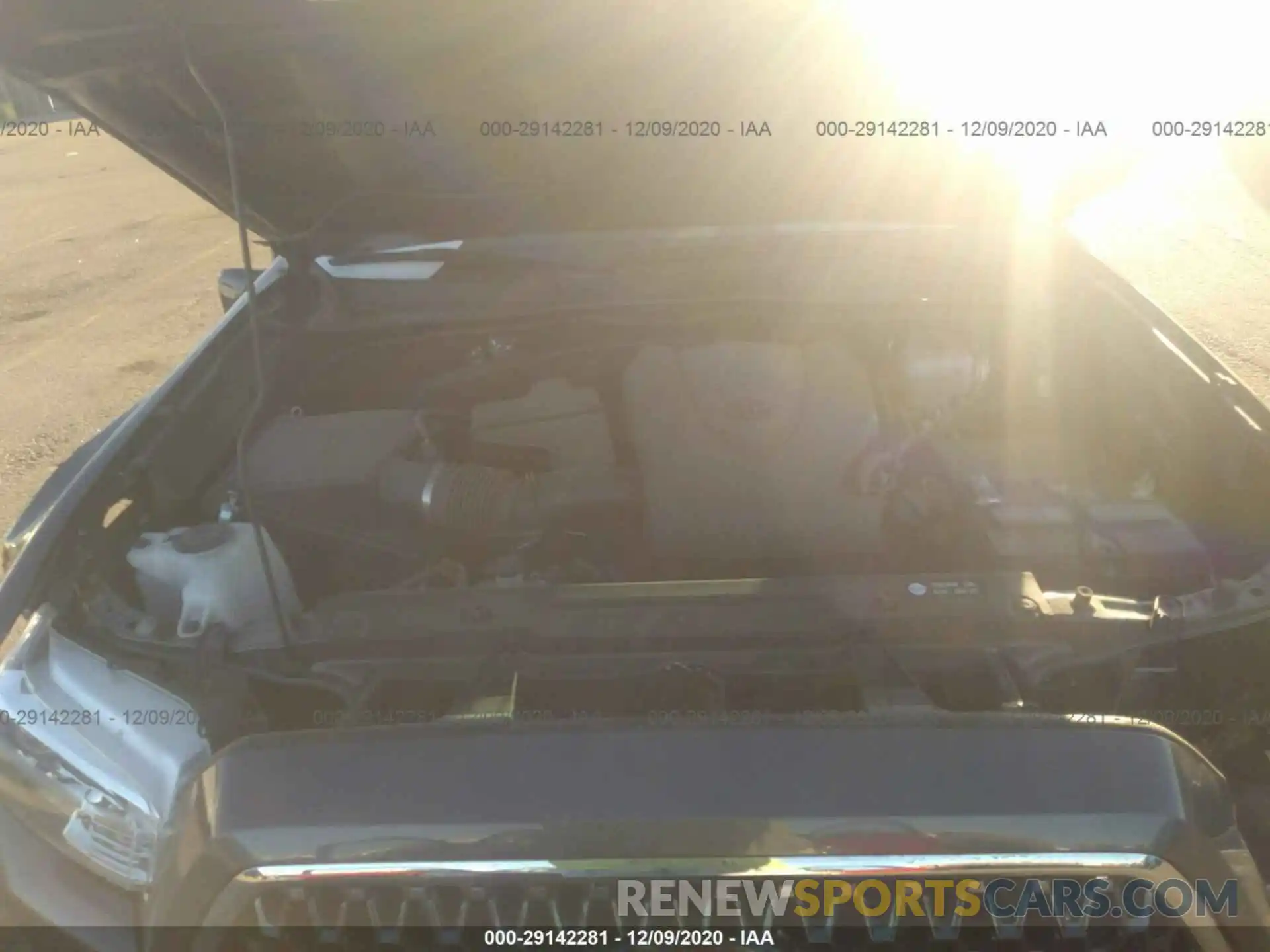 10 Фотография поврежденного автомобиля 3TMCZ5AN8KM249608 TOYOTA TACOMA 4WD 2019
