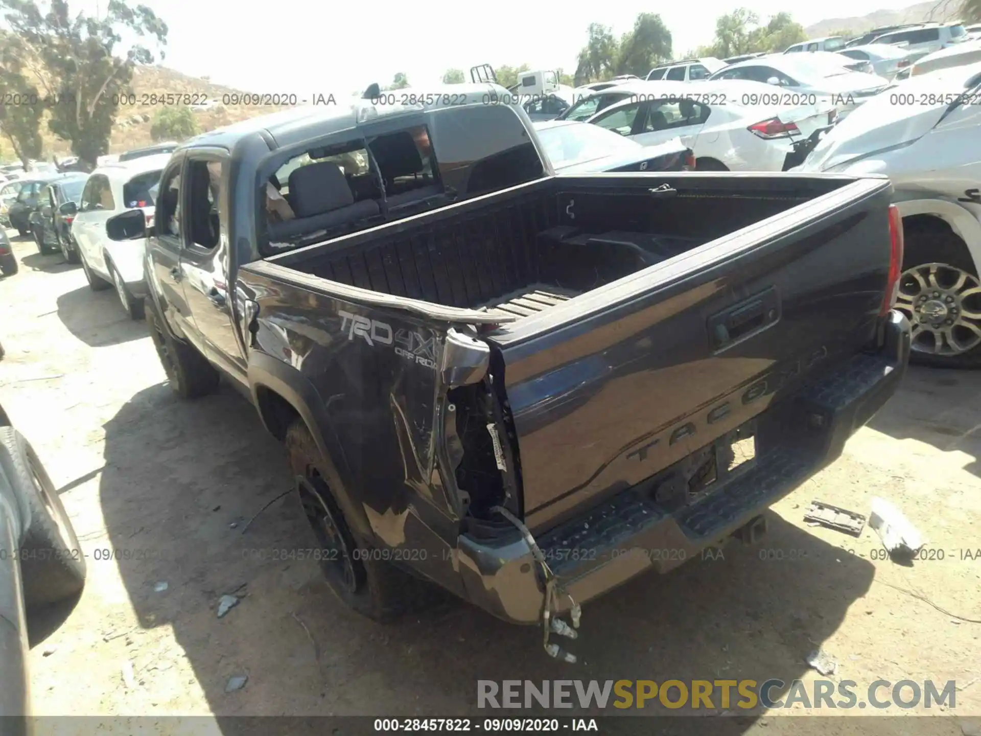 3 Photograph of a damaged car 3TMCZ5AN8KM252976 TOYOTA TACOMA 4WD 2019