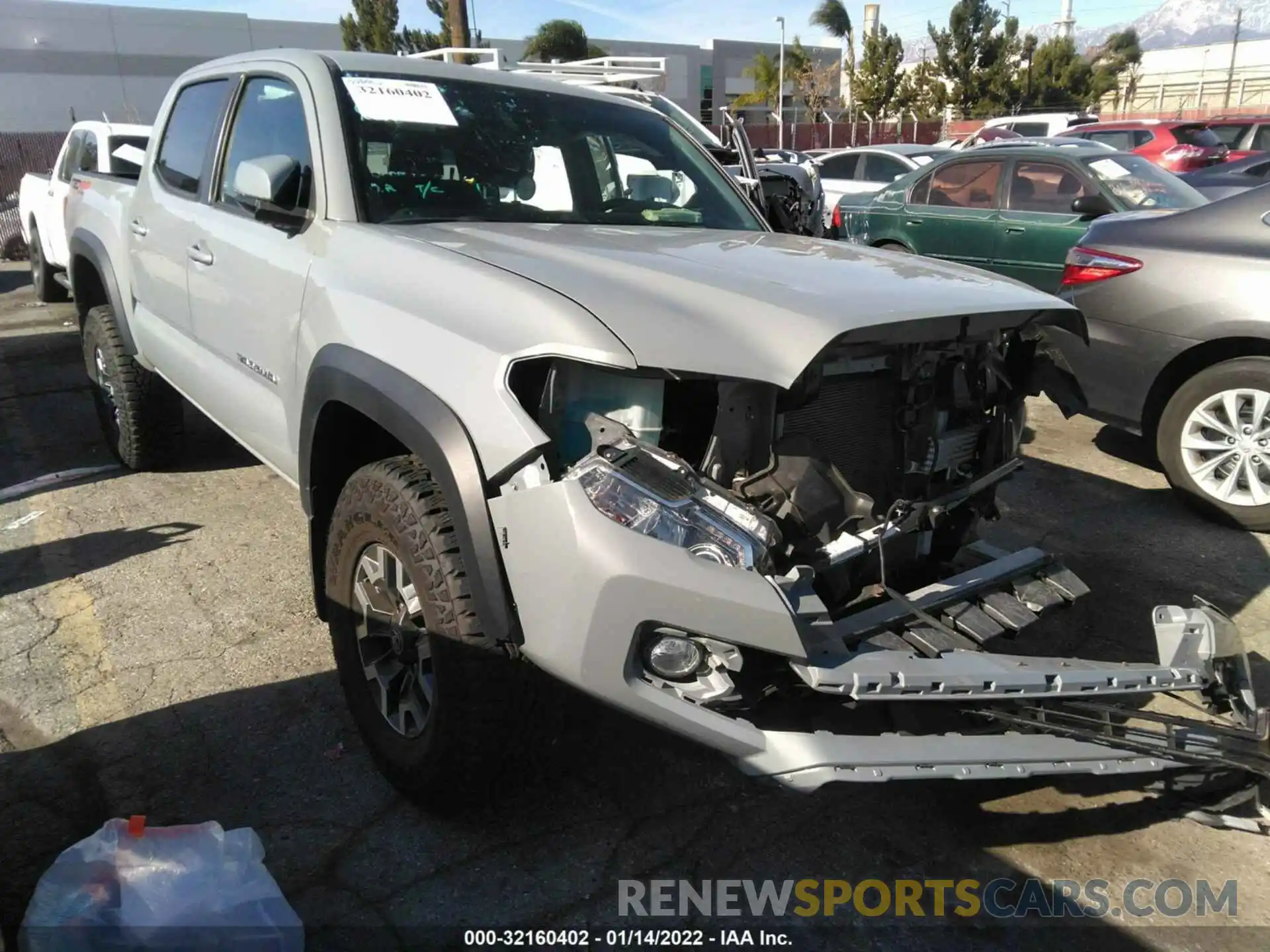 1 Фотография поврежденного автомобиля 3TMCZ5AN8KM258910 TOYOTA TACOMA 4WD 2019