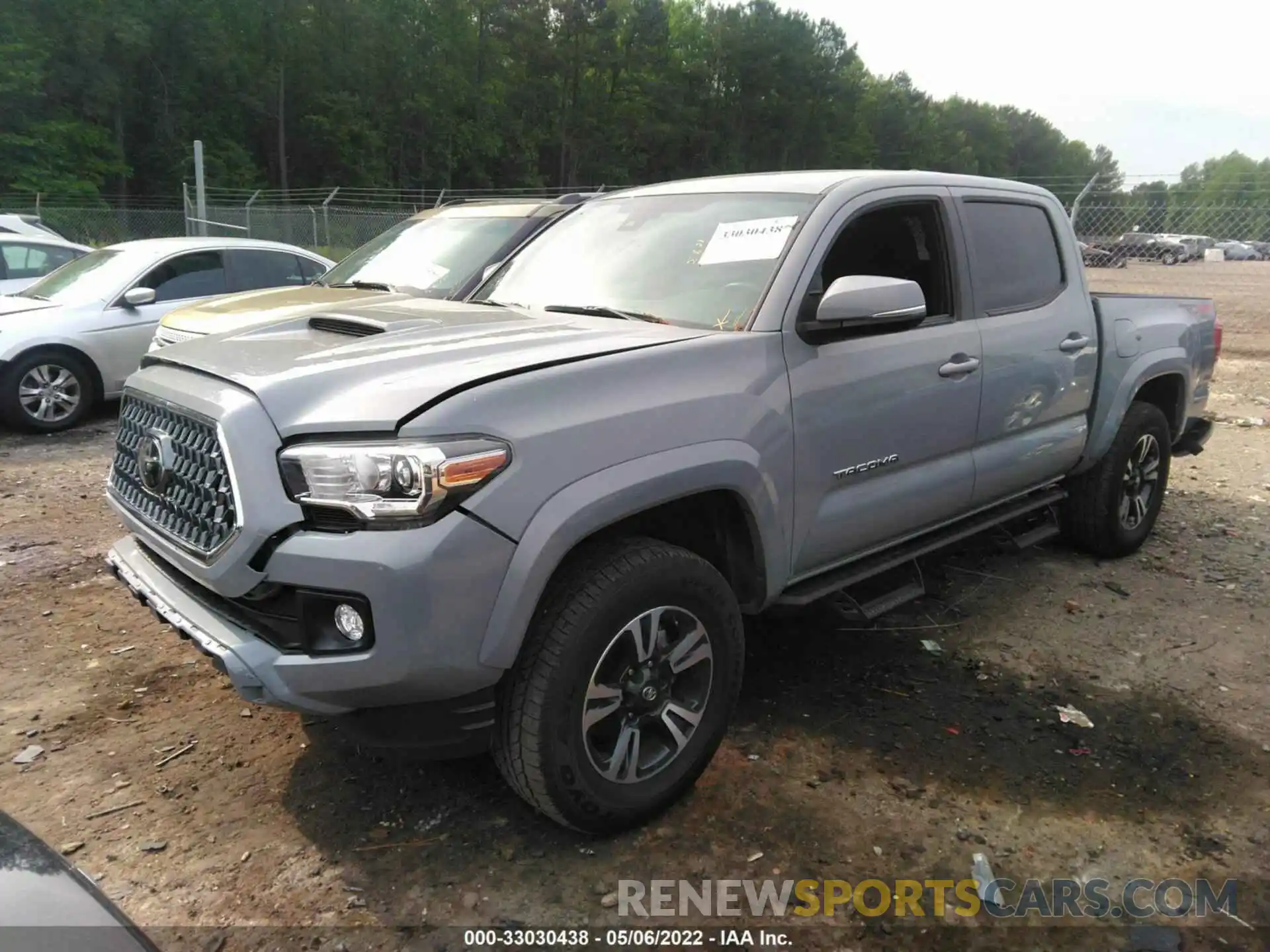 2 Photograph of a damaged car 3TMCZ5AN8KM262813 TOYOTA TACOMA 4WD 2019