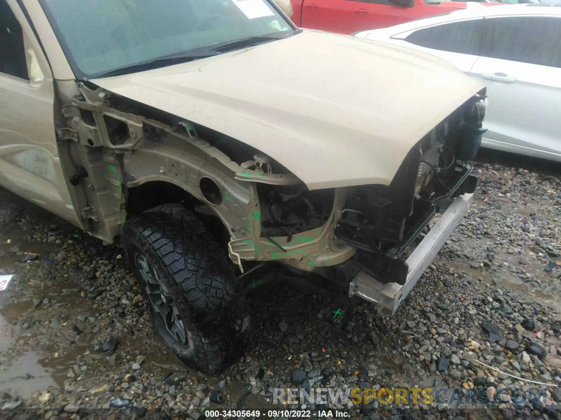 6 Photograph of a damaged car 3TMCZ5AN8KM269163 TOYOTA TACOMA 4WD 2019