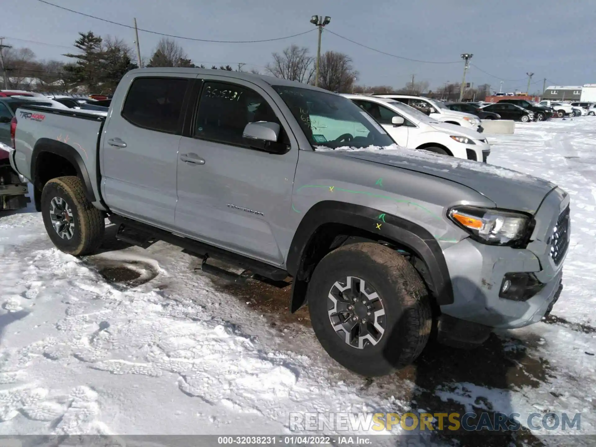 1 Photograph of a damaged car 3TMCZ5AN8KM272273 TOYOTA TACOMA 4WD 2019