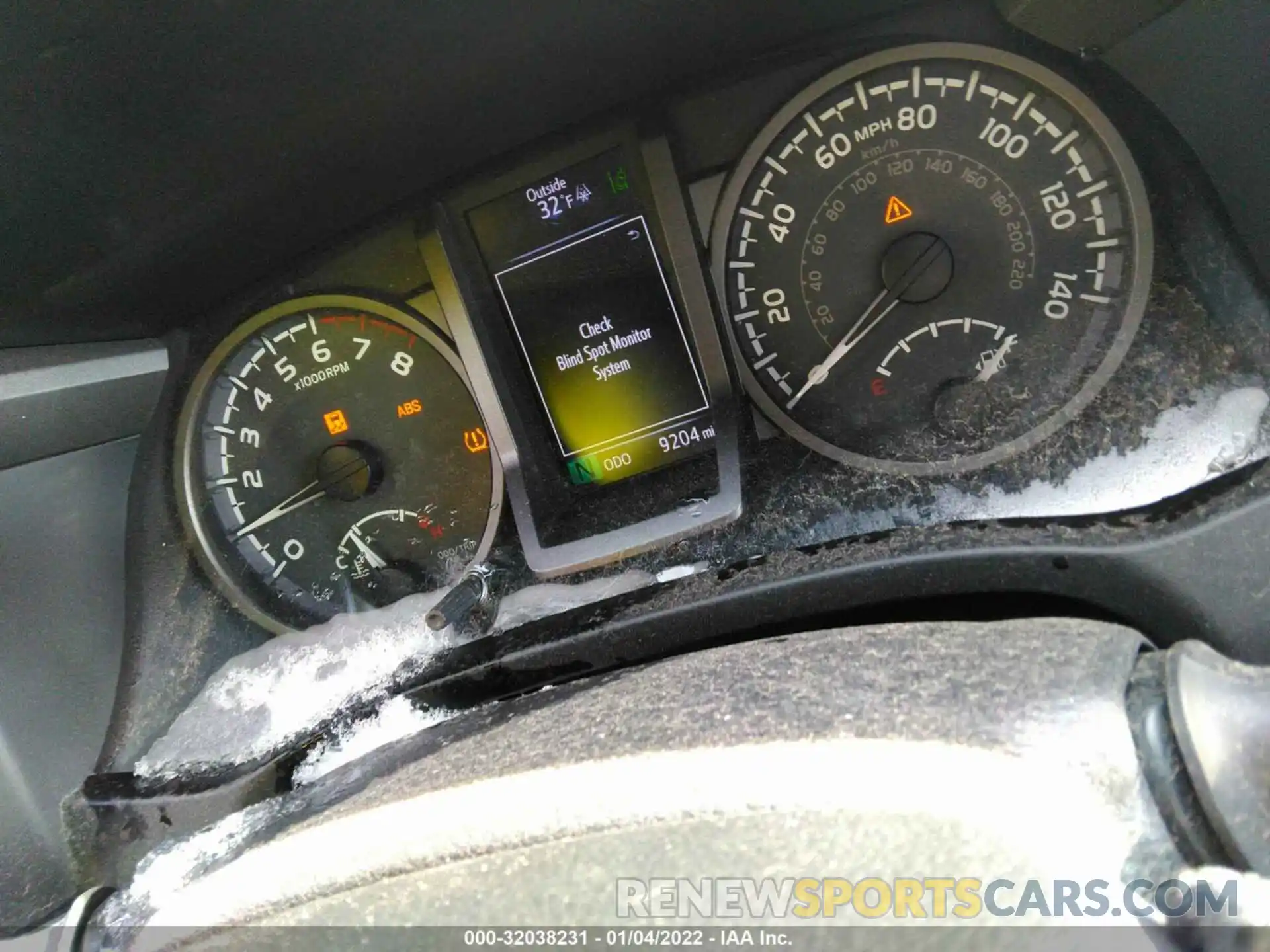 7 Photograph of a damaged car 3TMCZ5AN8KM272273 TOYOTA TACOMA 4WD 2019