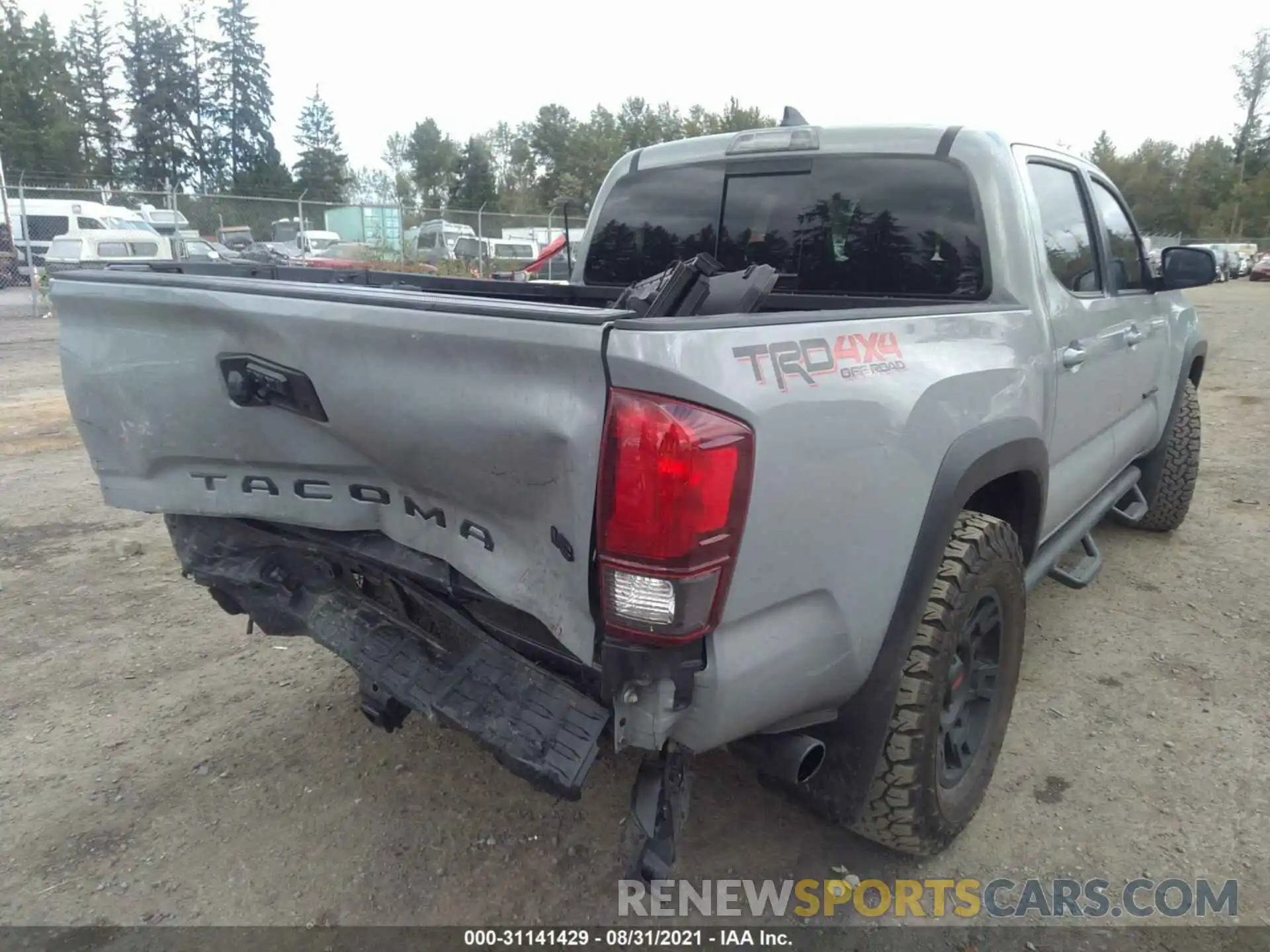 4 Photograph of a damaged car 3TMCZ5AN8KM273021 TOYOTA TACOMA 4WD 2019