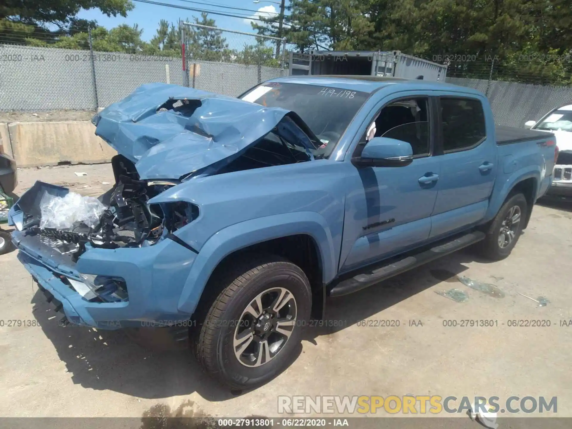 2 Photograph of a damaged car 3TMCZ5AN8KM281085 TOYOTA TACOMA 4WD 2019