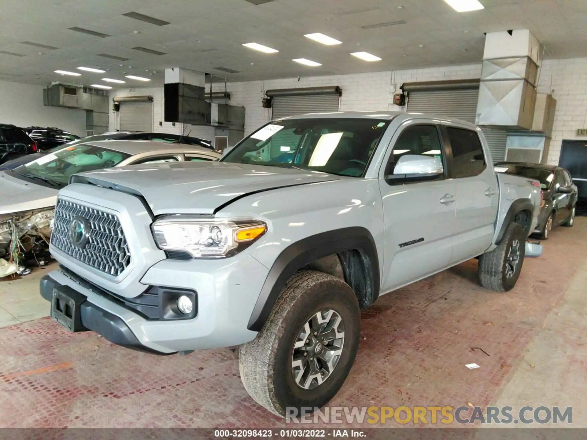 2 Photograph of a damaged car 3TMCZ5AN8KM287999 TOYOTA TACOMA 4WD 2019