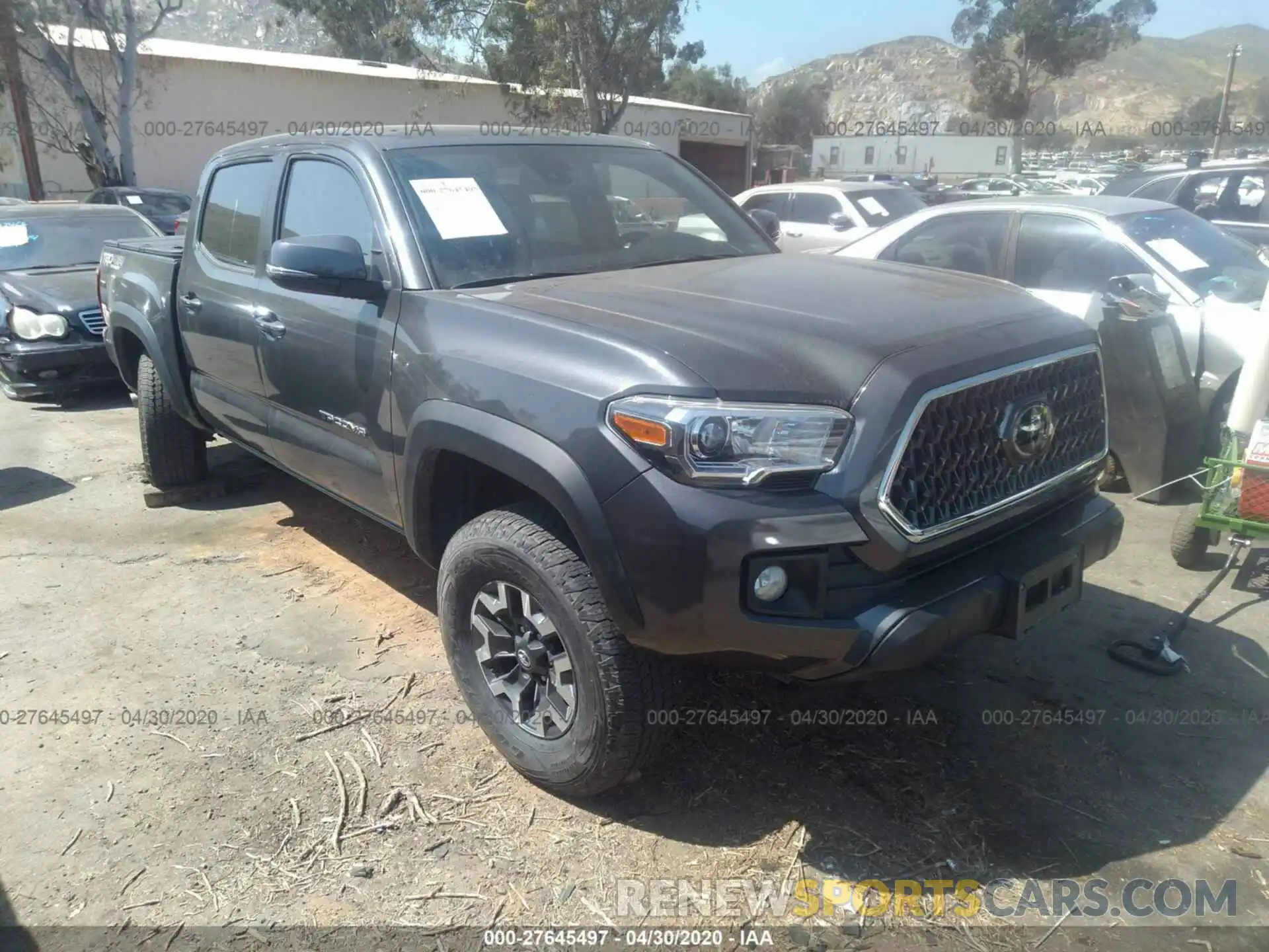 1 Photograph of a damaged car 3TMCZ5AN9KM195204 TOYOTA TACOMA 4WD 2019