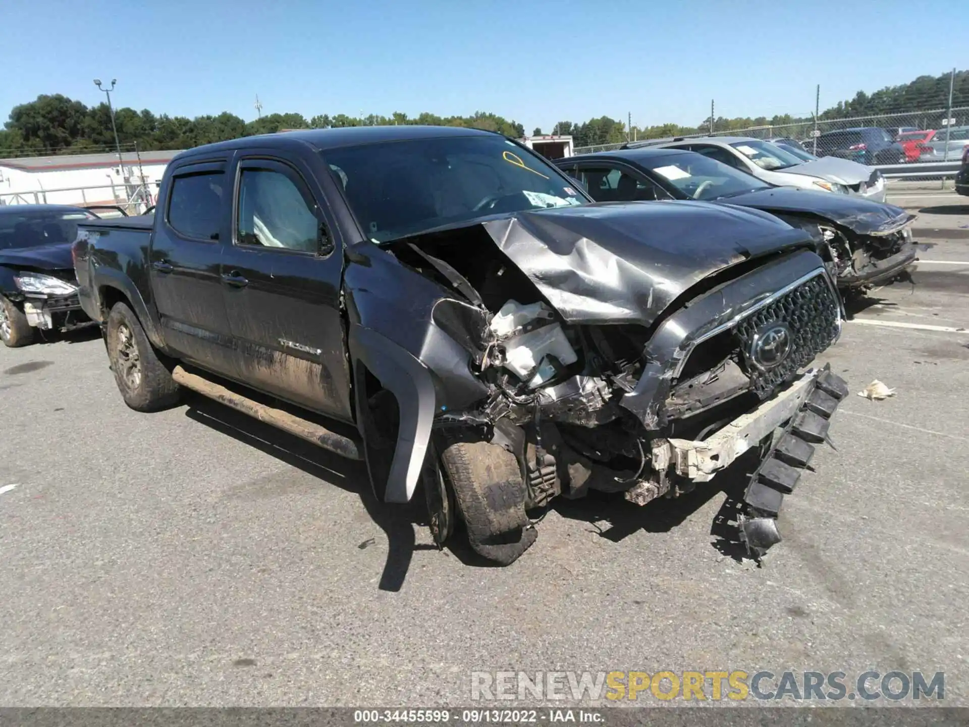 1 Photograph of a damaged car 3TMCZ5AN9KM203382 TOYOTA TACOMA 4WD 2019