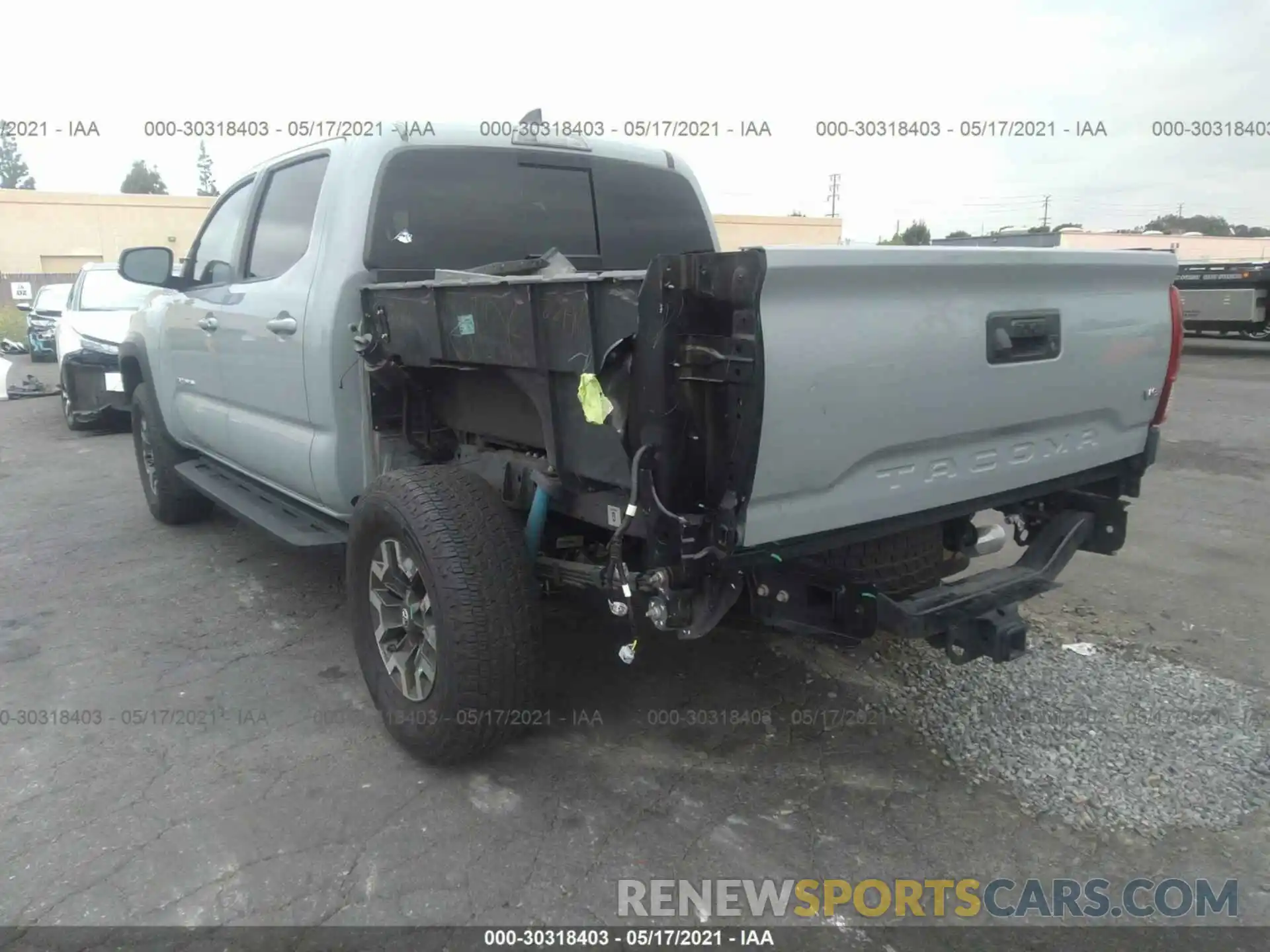 3 Photograph of a damaged car 3TMCZ5AN9KM204743 TOYOTA TACOMA 4WD 2019