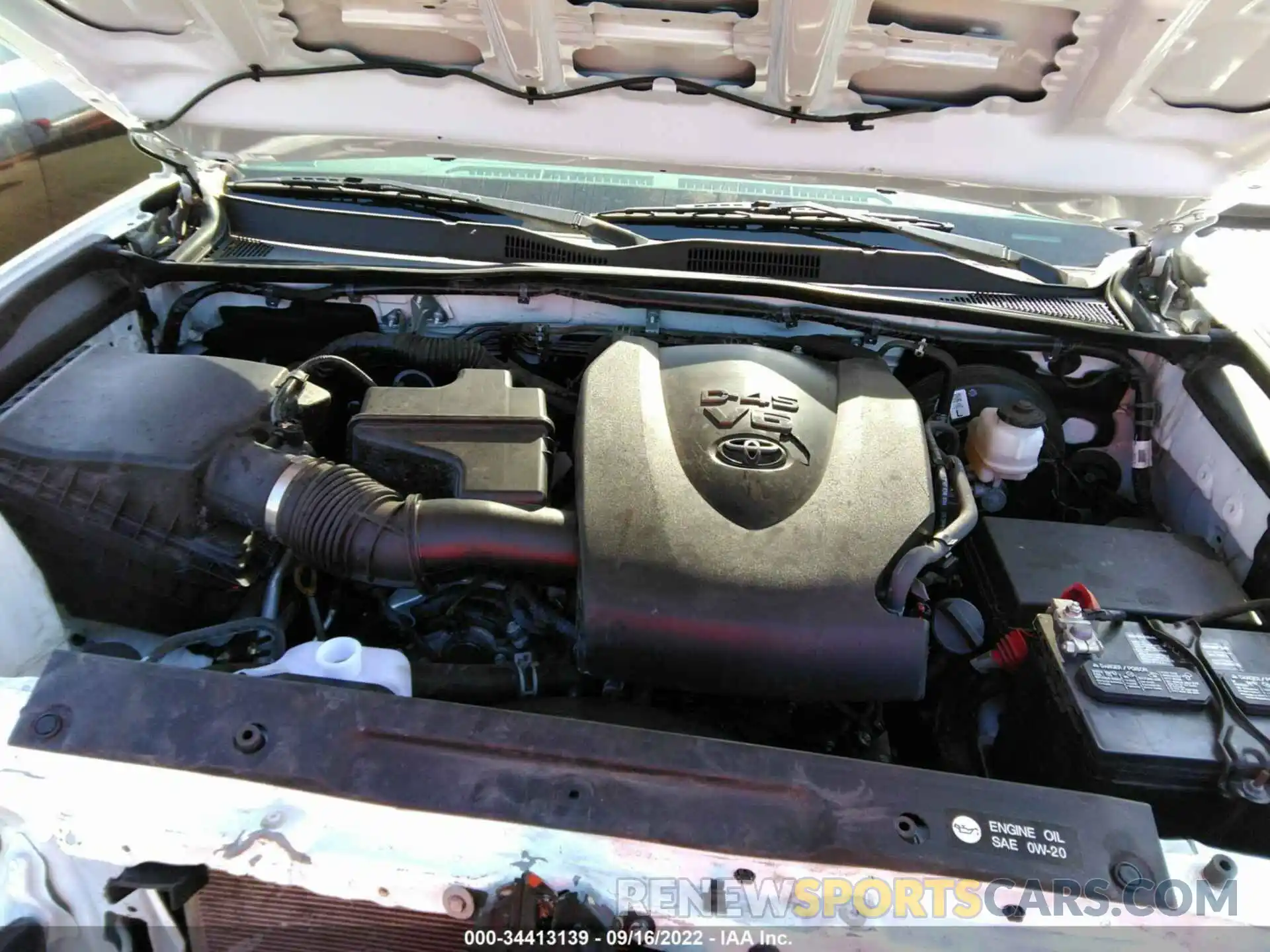 10 Photograph of a damaged car 3TMCZ5AN9KM205813 TOYOTA TACOMA 4WD 2019