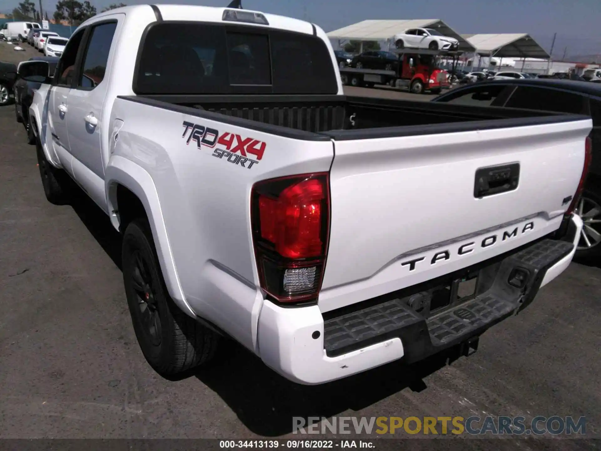 3 Photograph of a damaged car 3TMCZ5AN9KM205813 TOYOTA TACOMA 4WD 2019