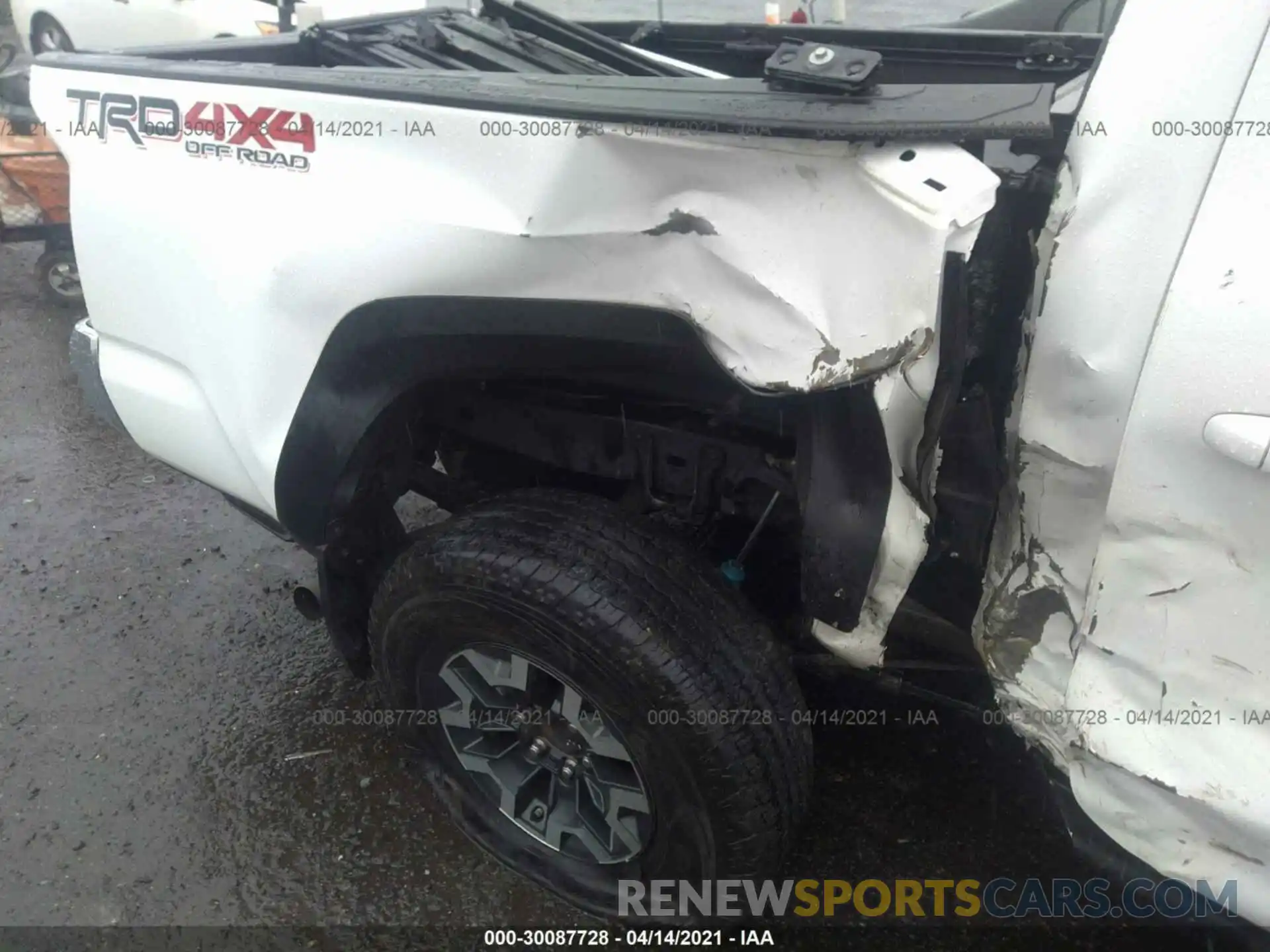 6 Photograph of a damaged car 3TMCZ5AN9KM210347 TOYOTA TACOMA 4WD 2019