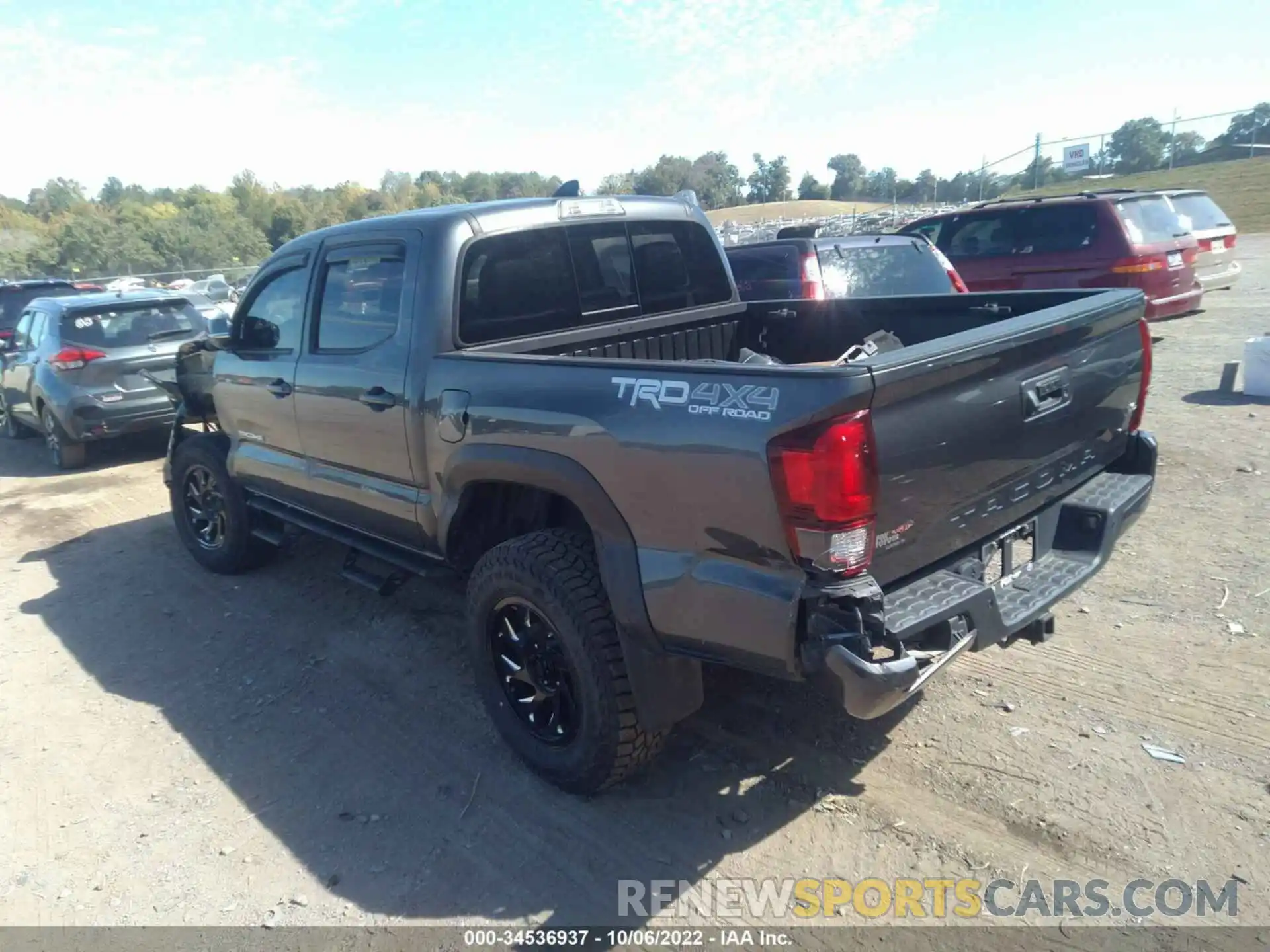 3 Photograph of a damaged car 3TMCZ5AN9KM222630 TOYOTA TACOMA 4WD 2019