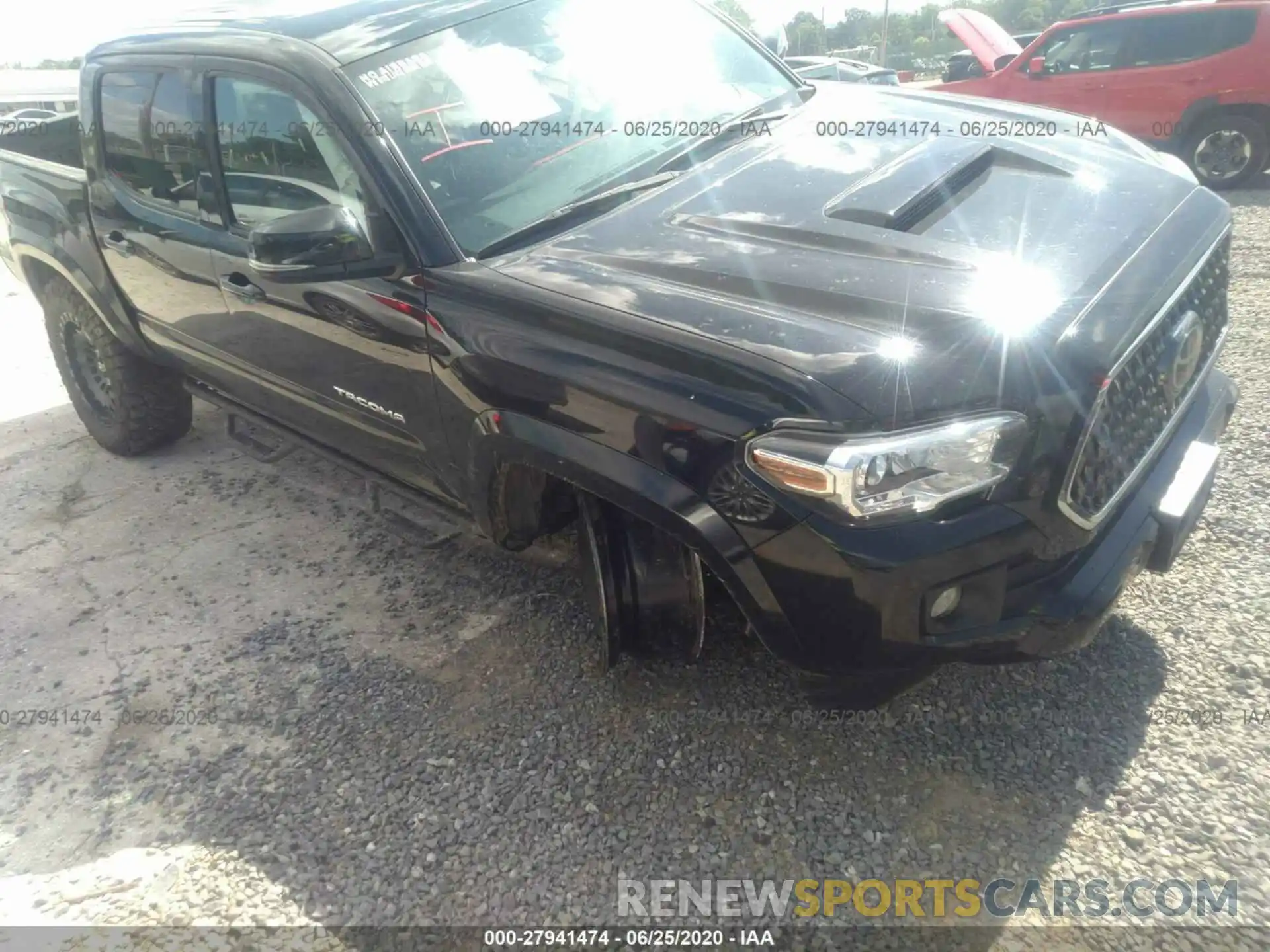 1 Photograph of a damaged car 3TMCZ5AN9KM225933 TOYOTA TACOMA 4WD 2019