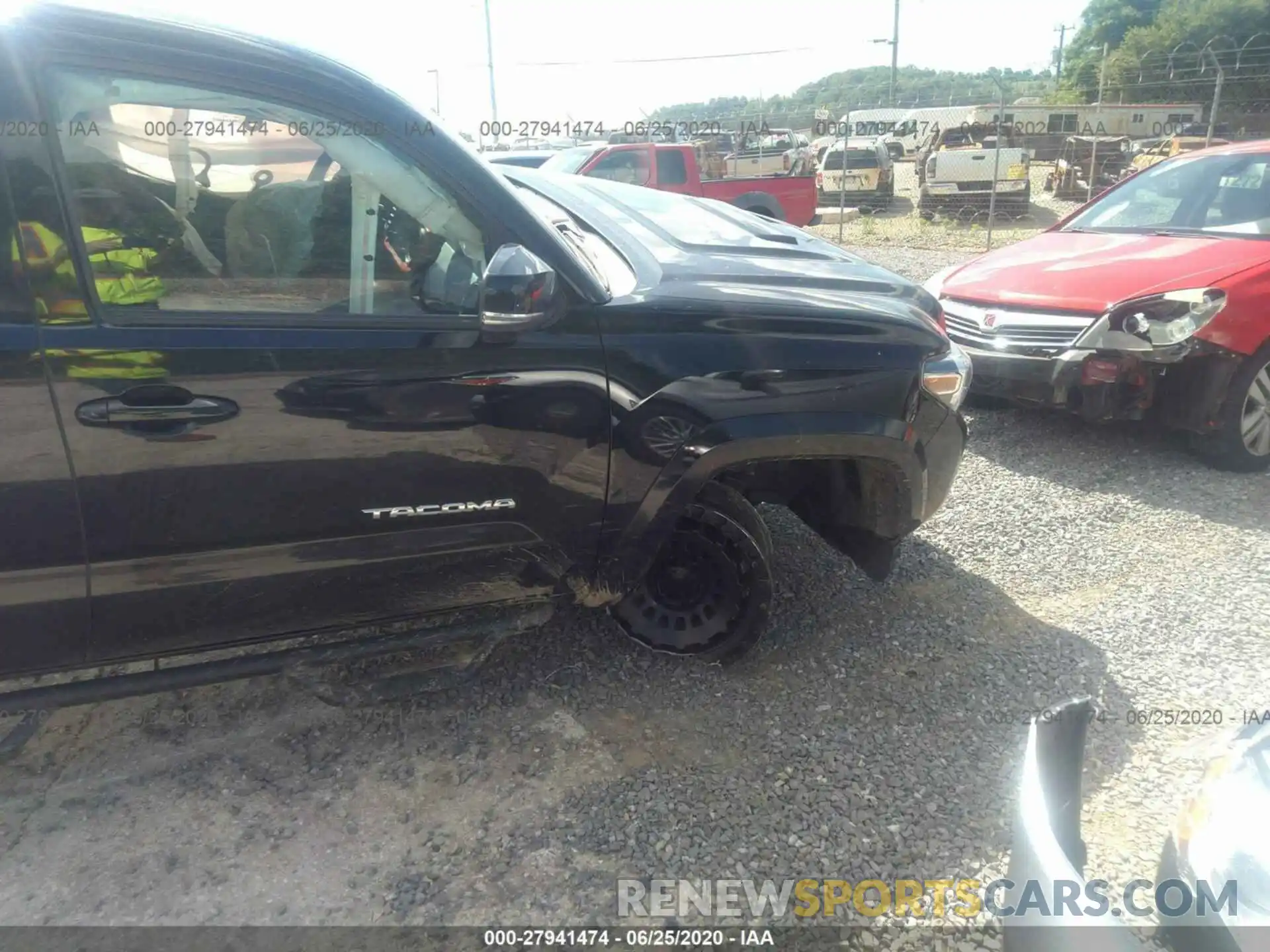 6 Photograph of a damaged car 3TMCZ5AN9KM225933 TOYOTA TACOMA 4WD 2019