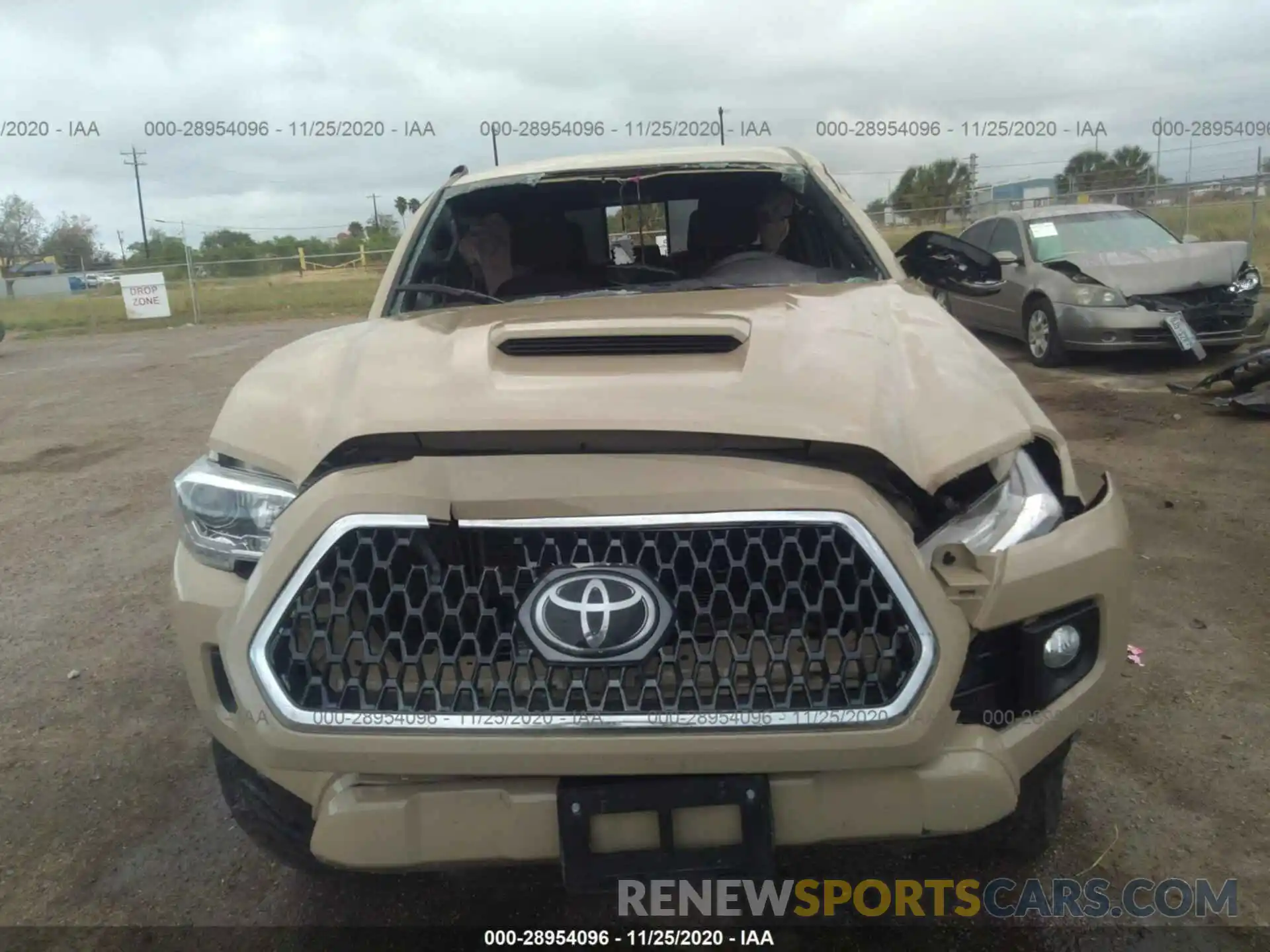 6 Photograph of a damaged car 3TMCZ5AN9KM228444 TOYOTA TACOMA 4WD 2019