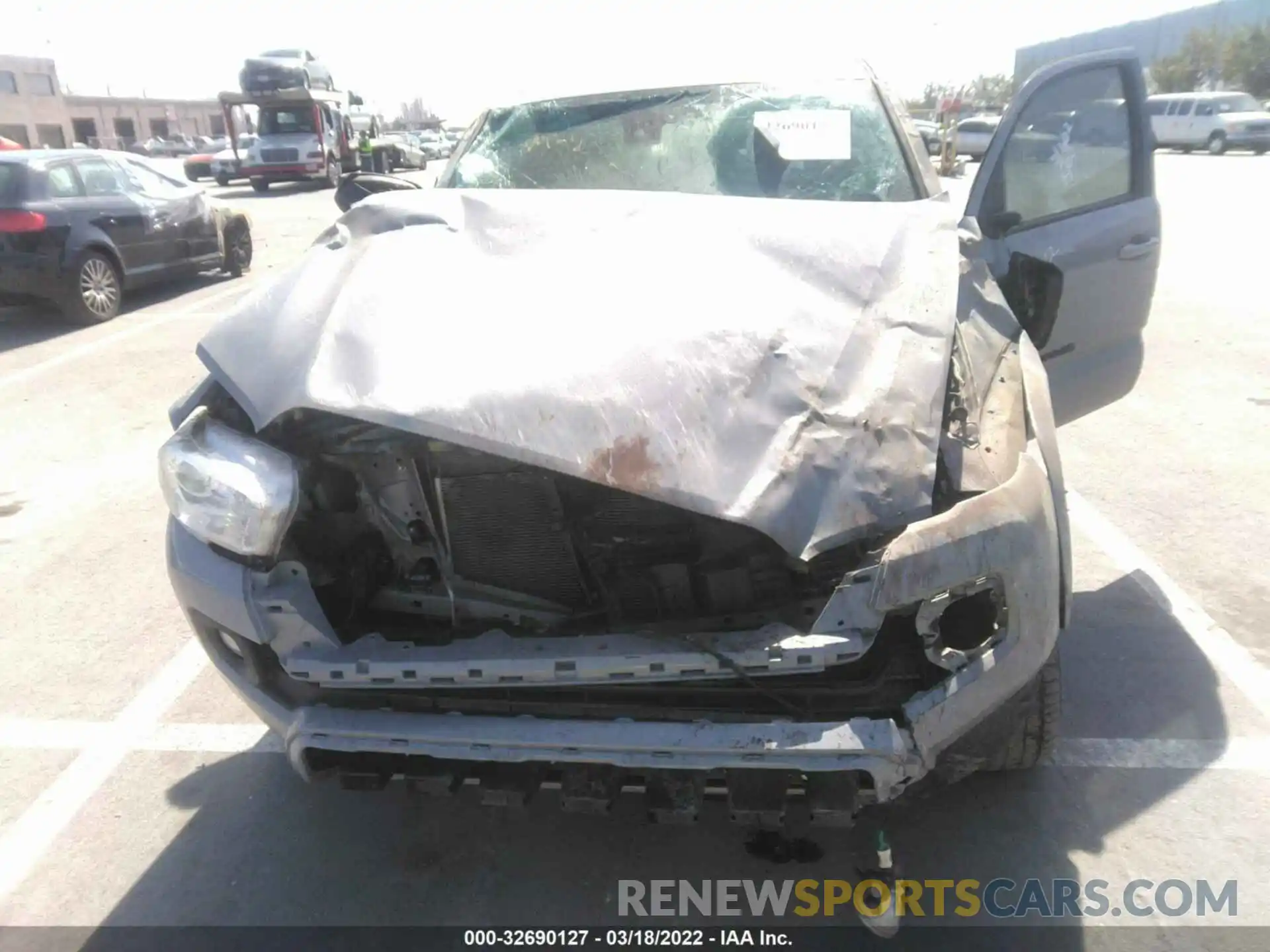 6 Photograph of a damaged car 3TMCZ5AN9KM235636 TOYOTA TACOMA 4WD 2019