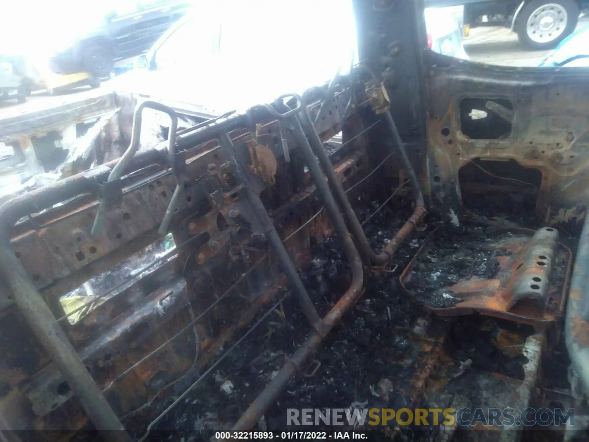 8 Photograph of a damaged car 3TMCZ5AN9KM245597 TOYOTA TACOMA 4WD 2019