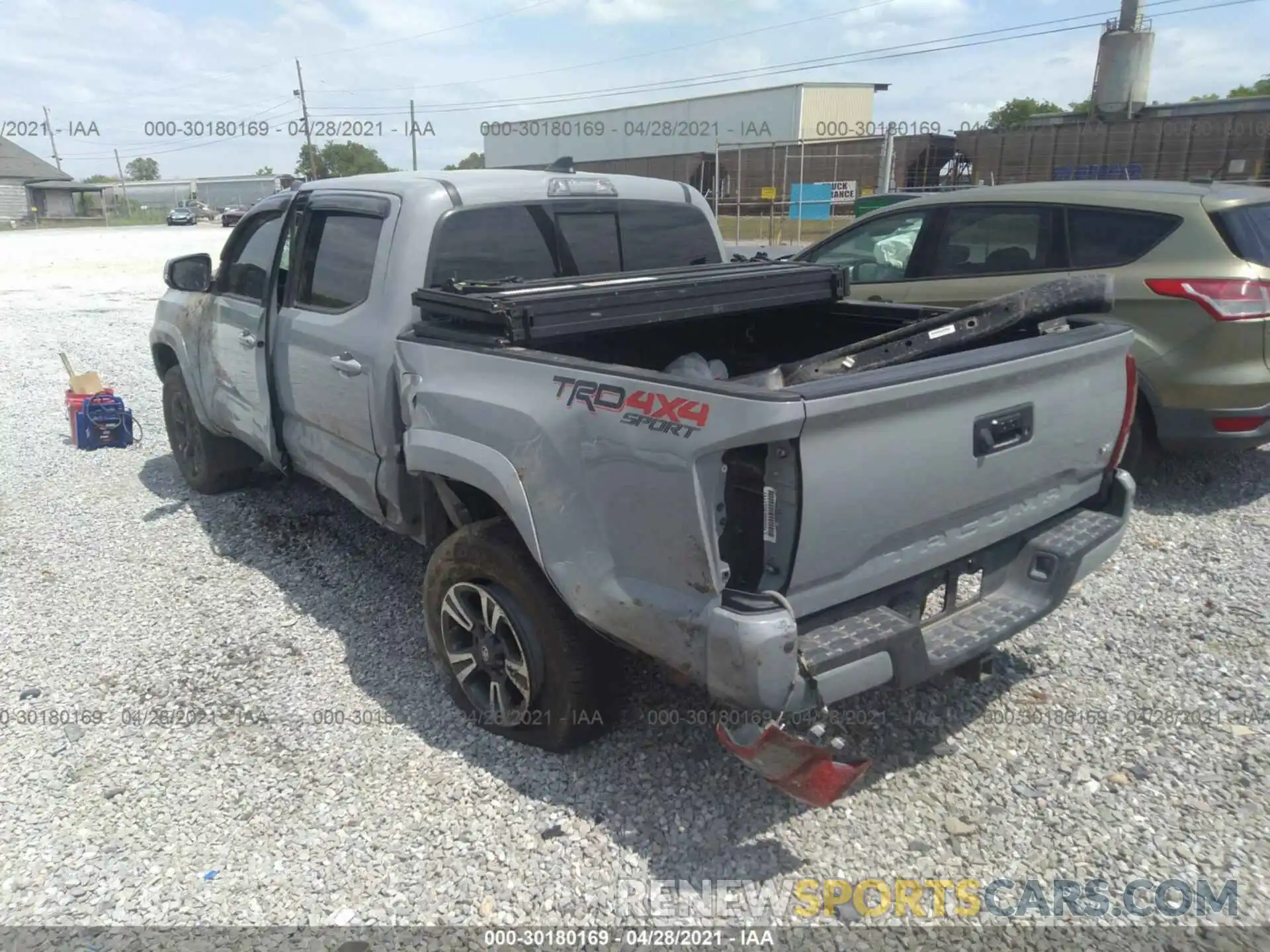 3 Photograph of a damaged car 3TMCZ5AN9KM253666 TOYOTA TACOMA 4WD 2019