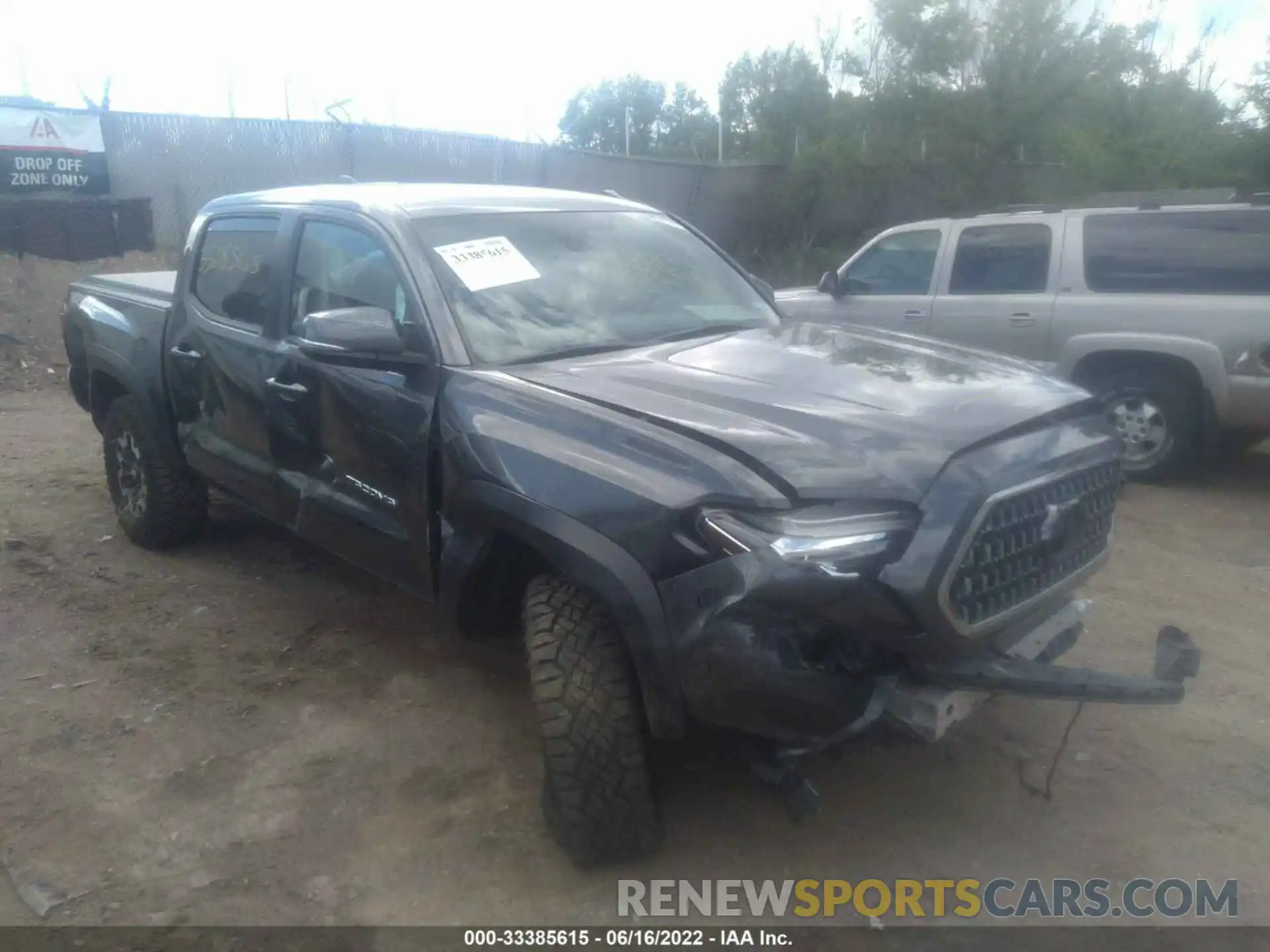 1 Photograph of a damaged car 3TMCZ5AN9KM257507 TOYOTA TACOMA 4WD 2019