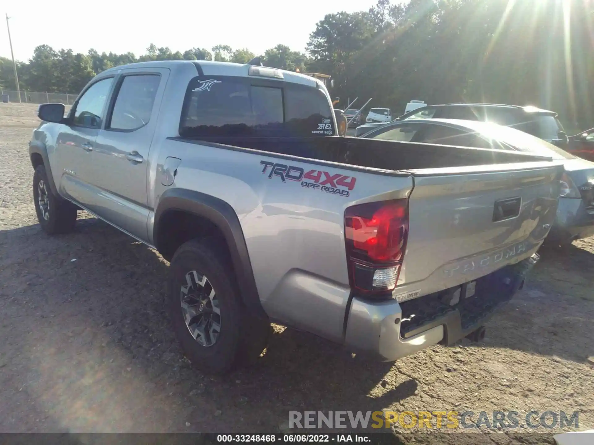 3 Photograph of a damaged car 3TMCZ5AN9KM257619 TOYOTA TACOMA 4WD 2019