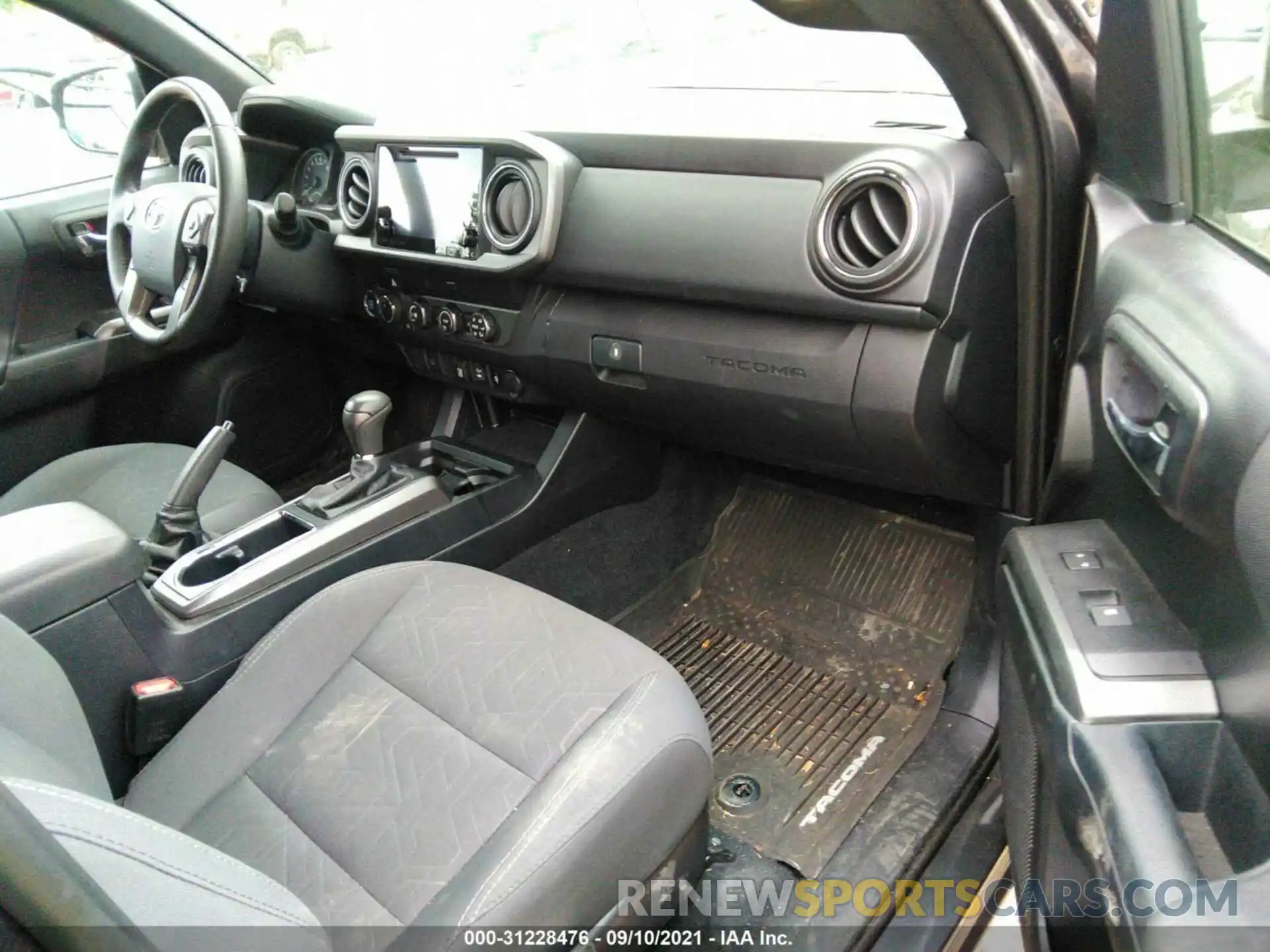 5 Photograph of a damaged car 3TMCZ5AN9KM263310 TOYOTA TACOMA 4WD 2019