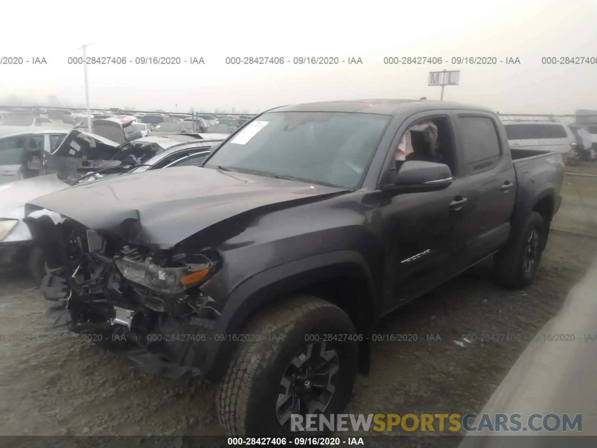 2 Фотография поврежденного автомобиля 3TMCZ5AN9KM268202 TOYOTA TACOMA 4WD 2019