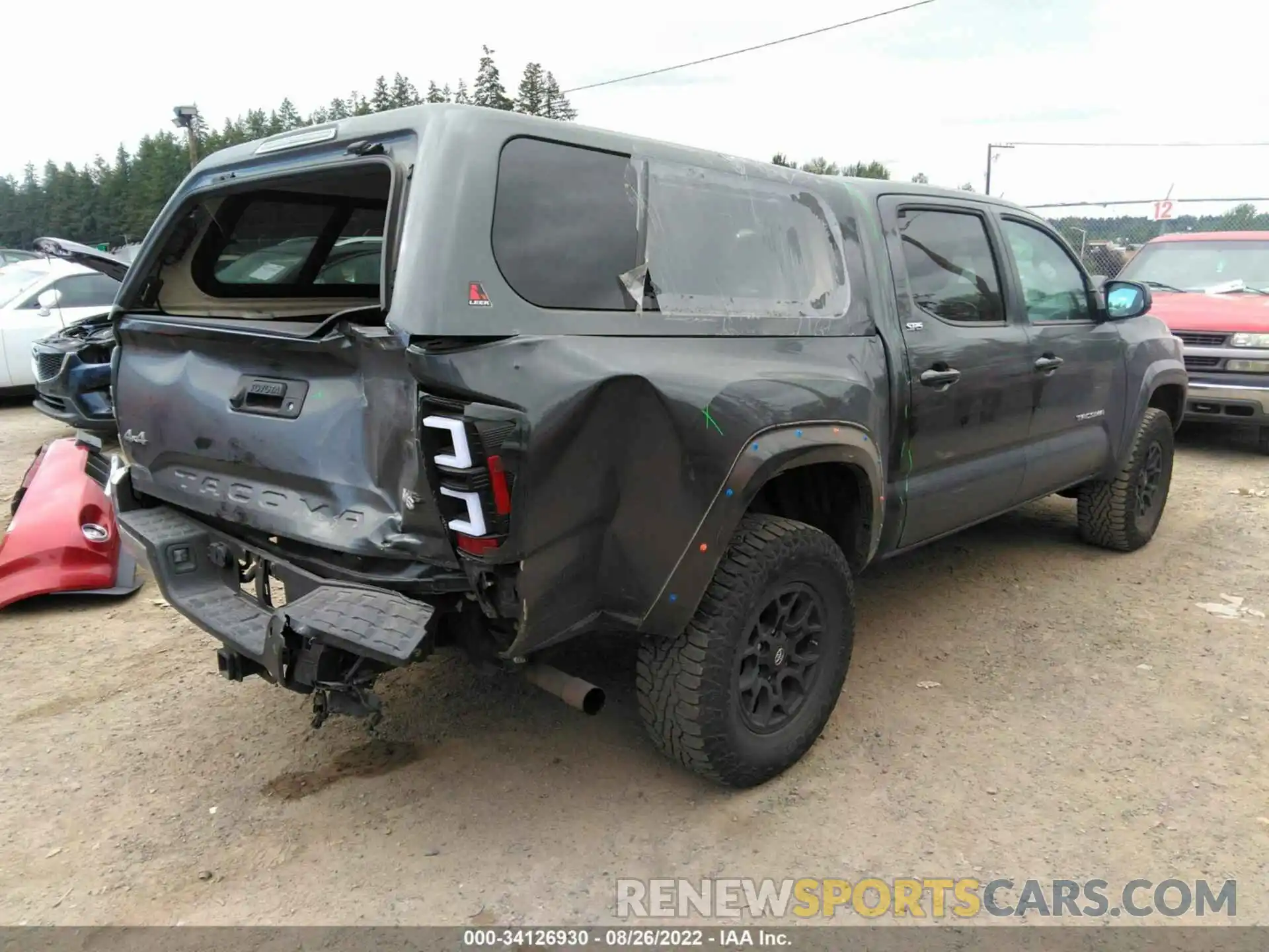 4 Фотография поврежденного автомобиля 3TMCZ5AN9KM273741 TOYOTA TACOMA 4WD 2019