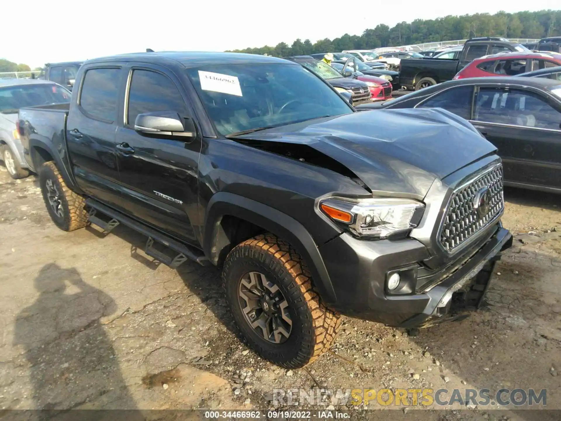 1 Photograph of a damaged car 3TMCZ5AN9KM277739 TOYOTA TACOMA 4WD 2019