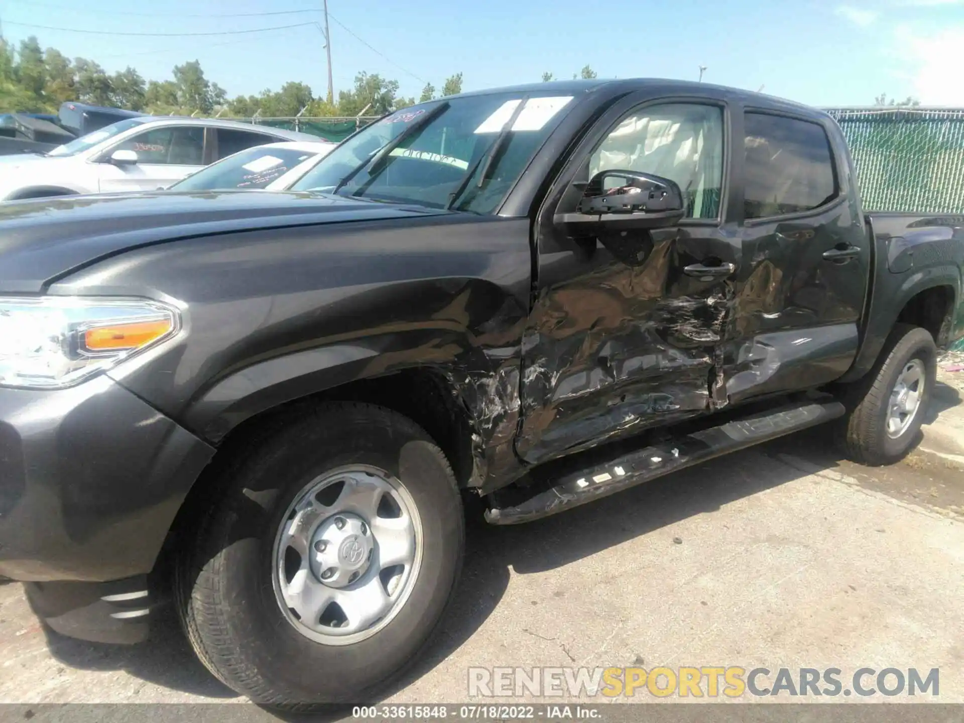 6 Photograph of a damaged car 3TMCZ5AN9KM279605 TOYOTA TACOMA 4WD 2019