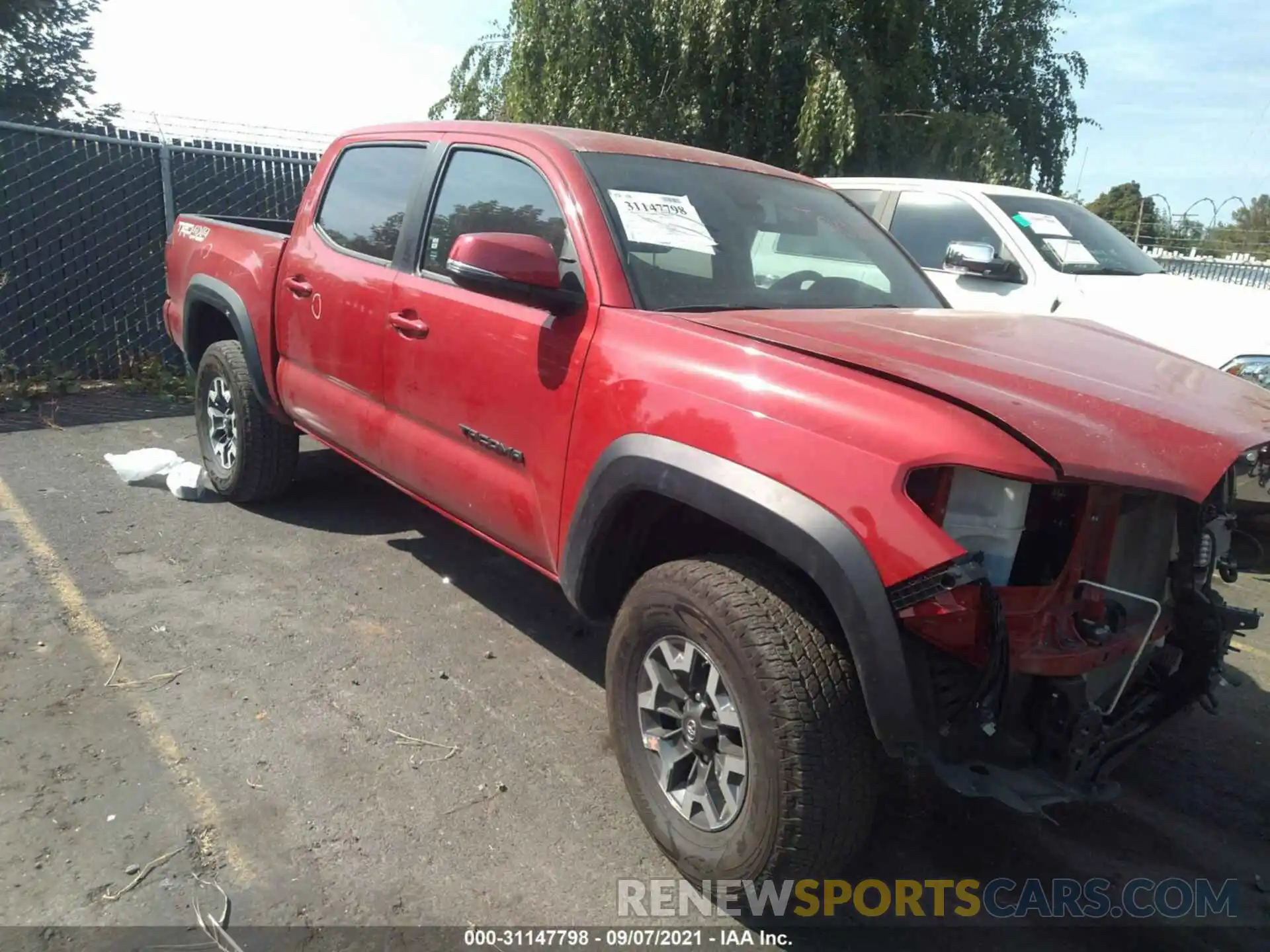 1 Photograph of a damaged car 3TMCZ5AN9KM280625 TOYOTA TACOMA 4WD 2019