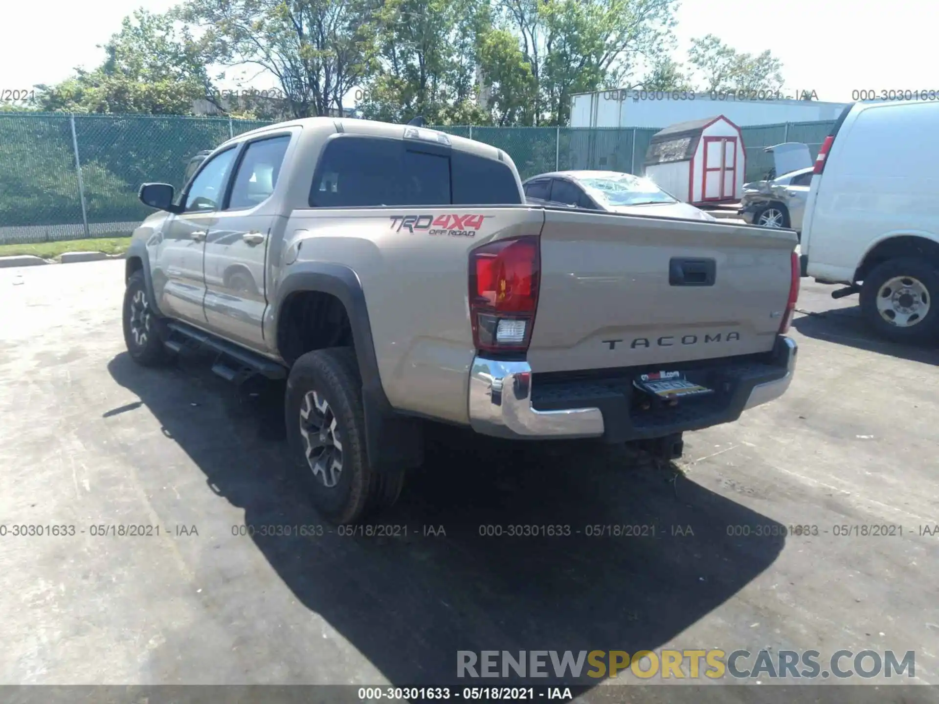 3 Photograph of a damaged car 3TMCZ5AN9KM282441 TOYOTA TACOMA 4WD 2019