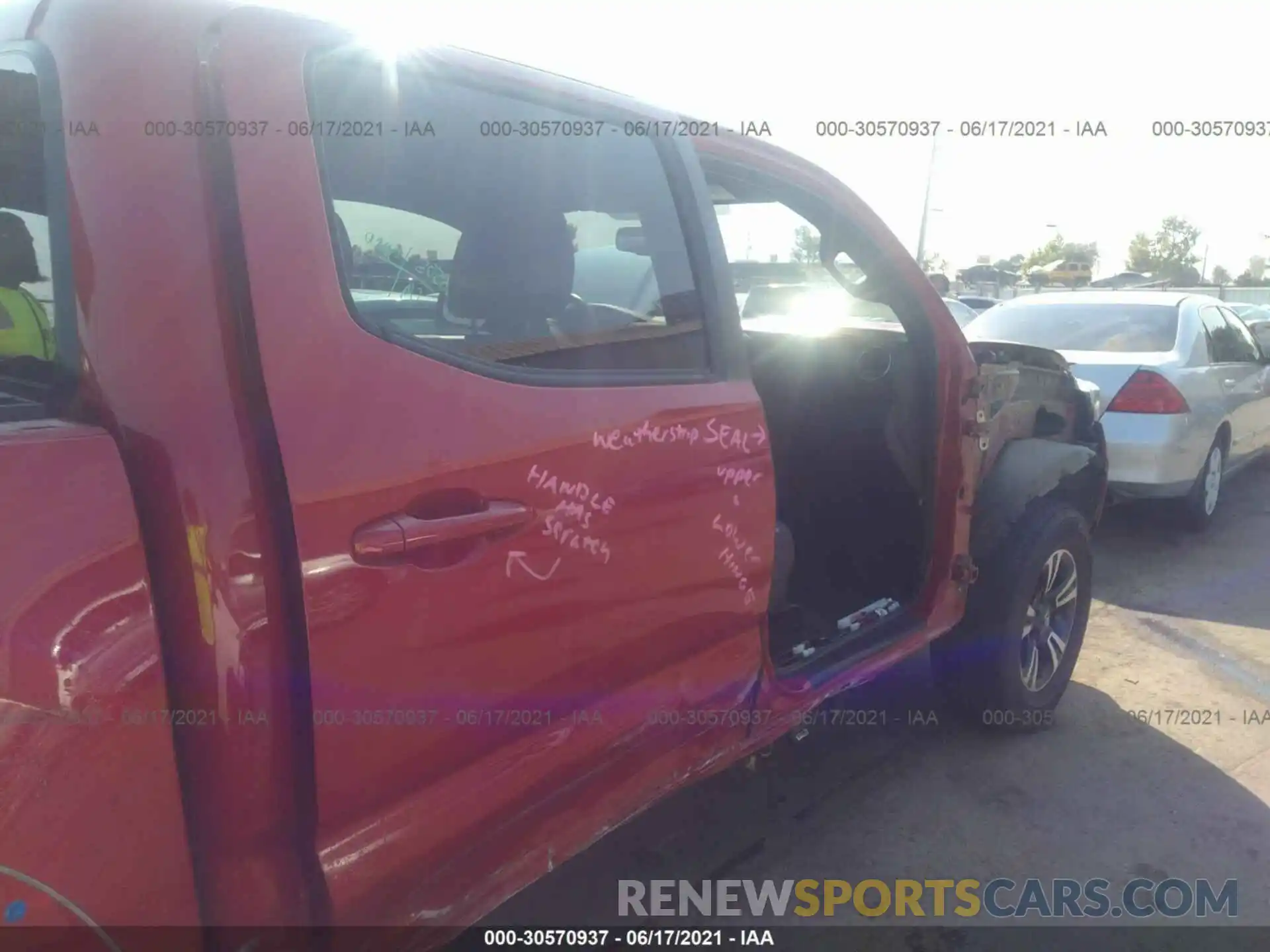 6 Photograph of a damaged car 3TMCZ5ANXKM189251 TOYOTA TACOMA 4WD 2019