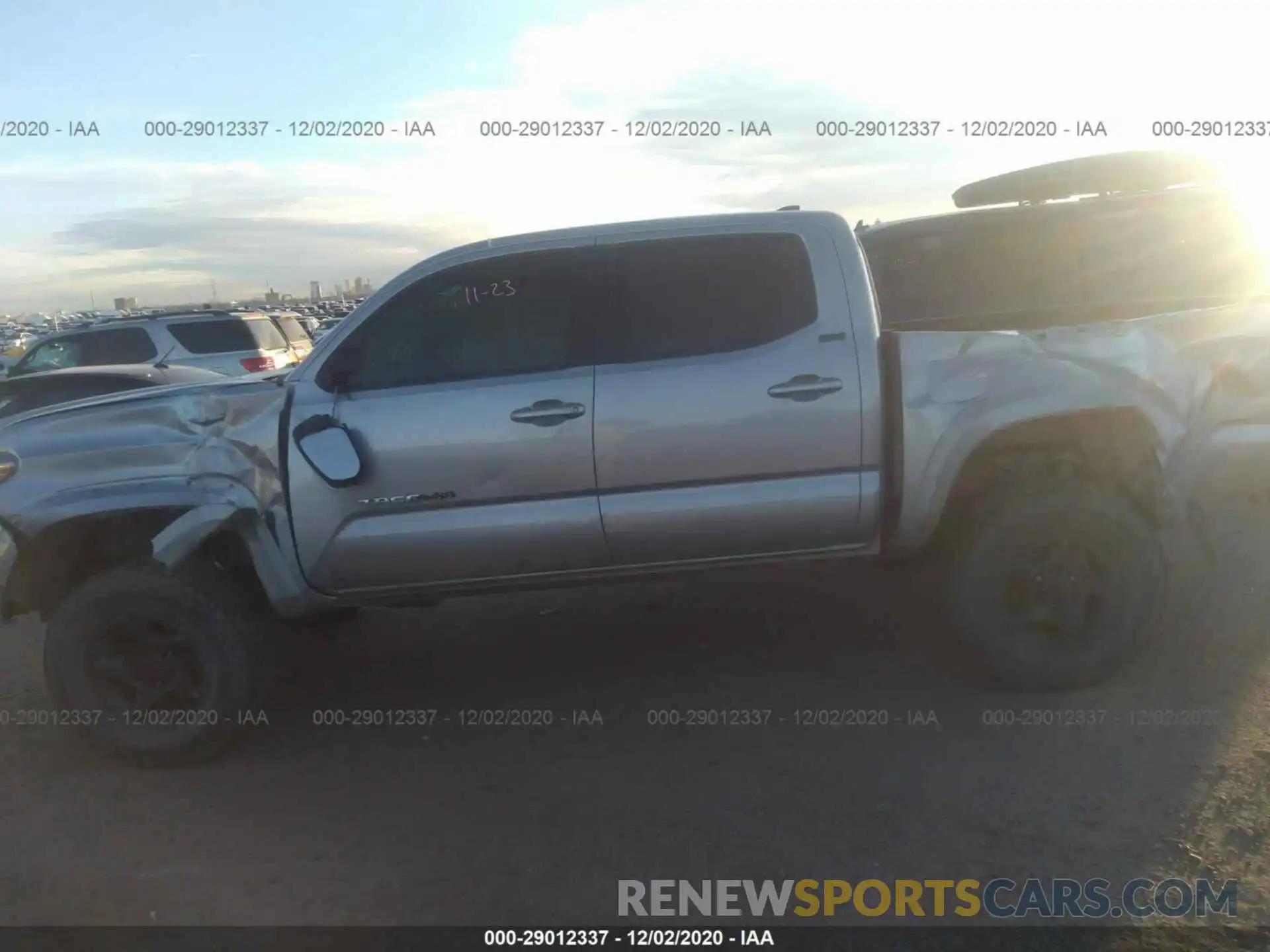 6 Photograph of a damaged car 3TMCZ5ANXKM196605 TOYOTA TACOMA 4WD 2019