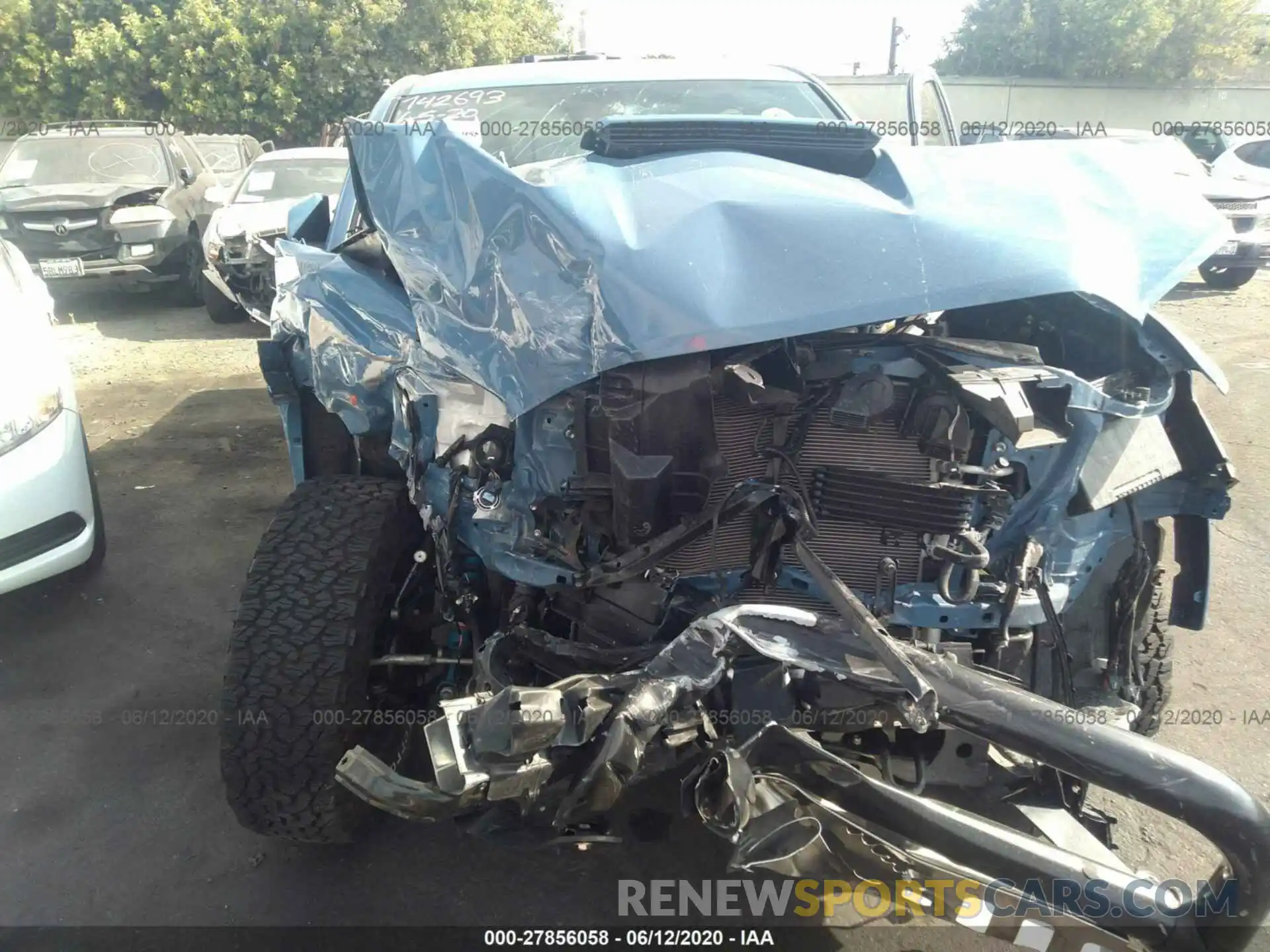 6 Photograph of a damaged car 3TMCZ5ANXKM199987 TOYOTA TACOMA 4WD 2019