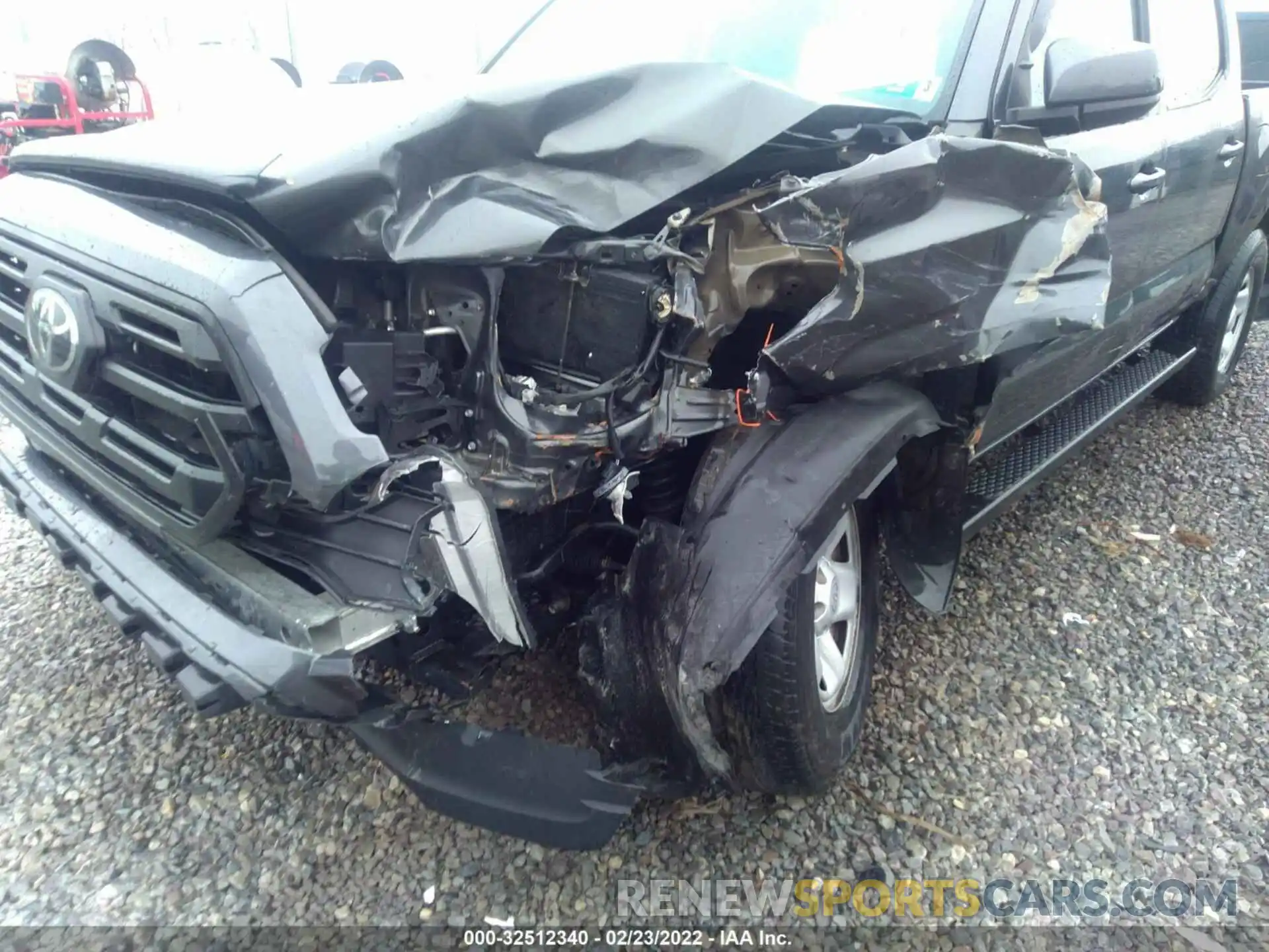 6 Photograph of a damaged car 3TMCZ5ANXKM205495 TOYOTA TACOMA 4WD 2019