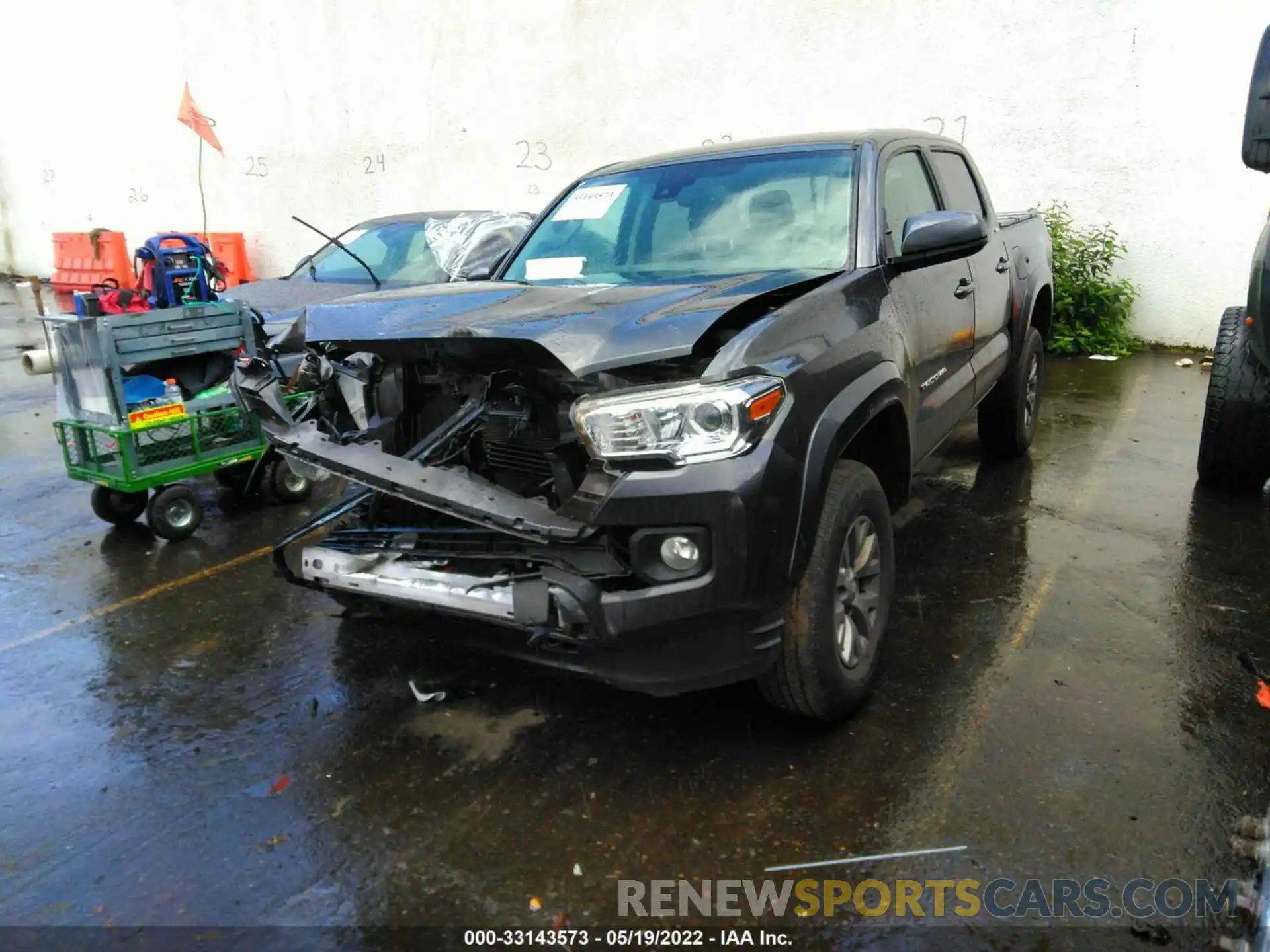 2 Photograph of a damaged car 3TMCZ5ANXKM205979 TOYOTA TACOMA 4WD 2019