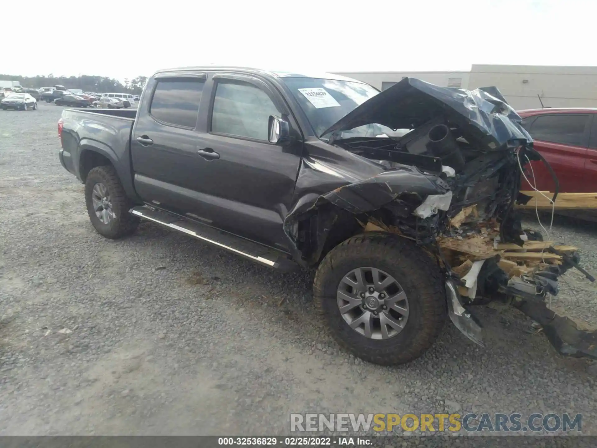 1 Photograph of a damaged car 3TMCZ5ANXKM208252 TOYOTA TACOMA 4WD 2019