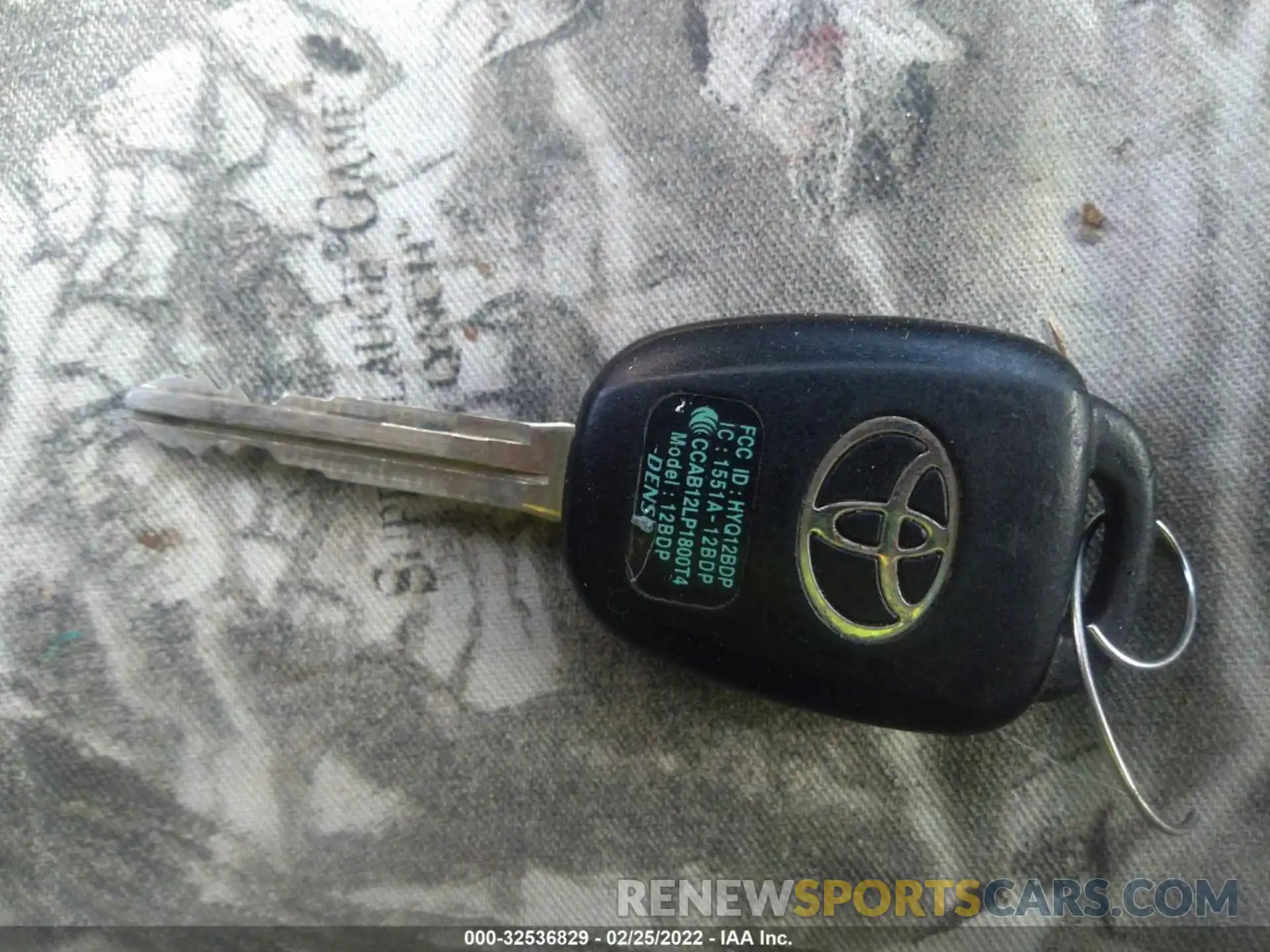 11 Photograph of a damaged car 3TMCZ5ANXKM208252 TOYOTA TACOMA 4WD 2019