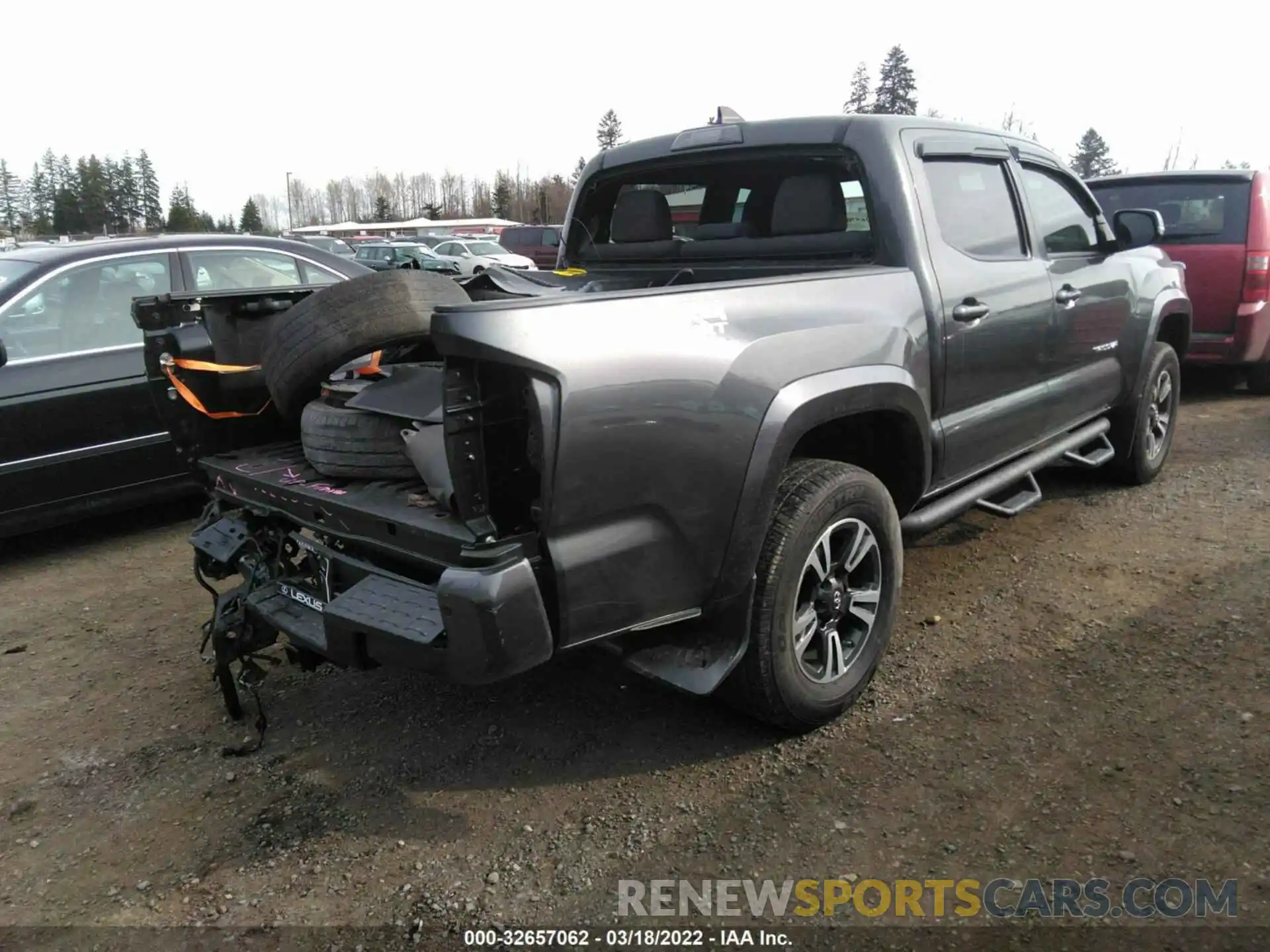 4 Фотография поврежденного автомобиля 3TMCZ5ANXKM212527 TOYOTA TACOMA 4WD 2019