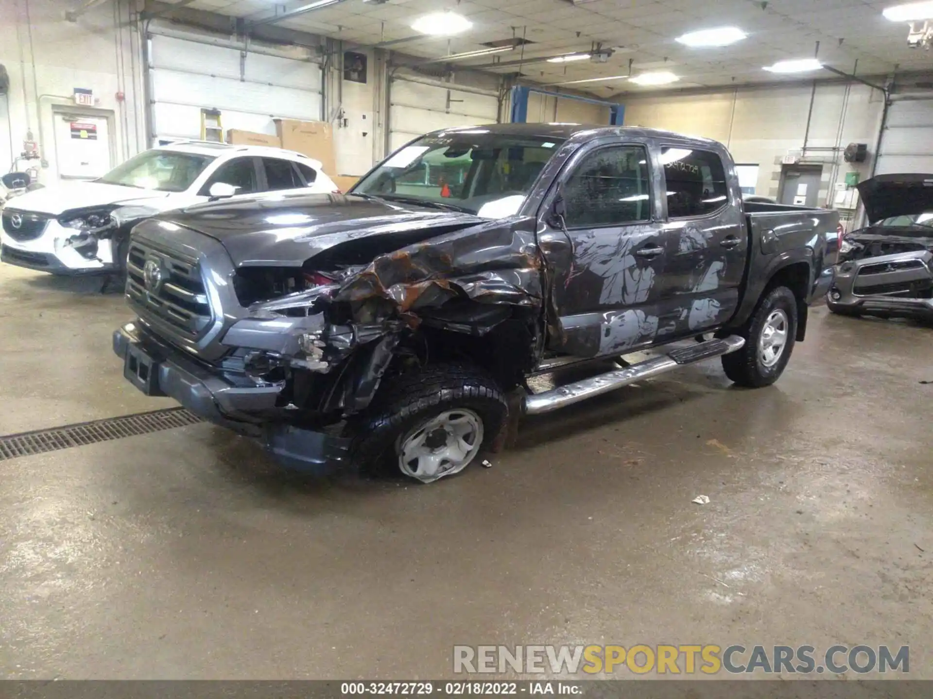 2 Photograph of a damaged car 3TMCZ5ANXKM217677 TOYOTA TACOMA 4WD 2019