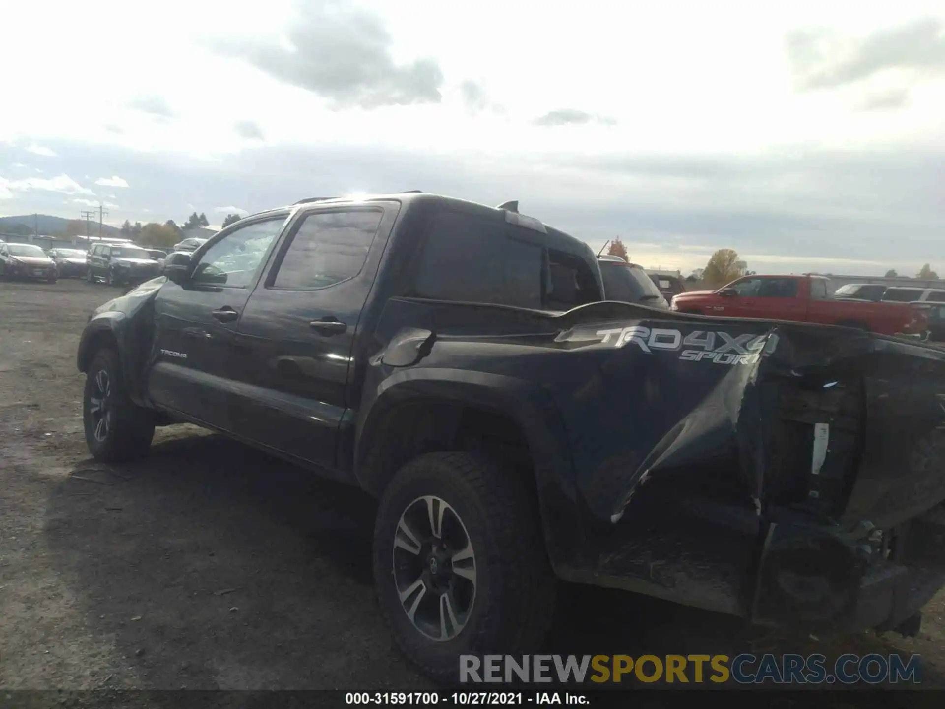 3 Фотография поврежденного автомобиля 3TMCZ5ANXKM218554 TOYOTA TACOMA 4WD 2019