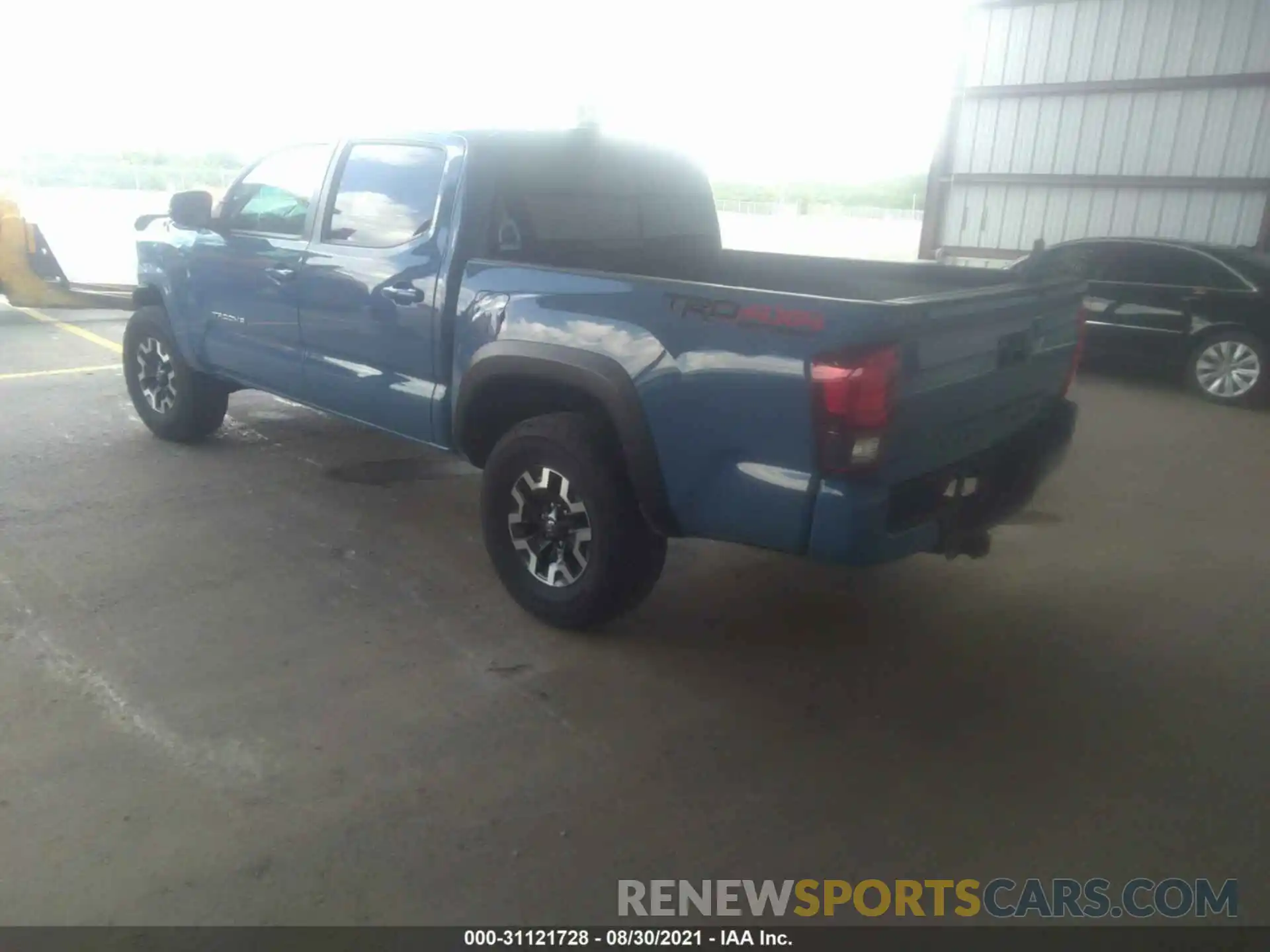 3 Photograph of a damaged car 3TMCZ5ANXKM230350 TOYOTA TACOMA 4WD 2019