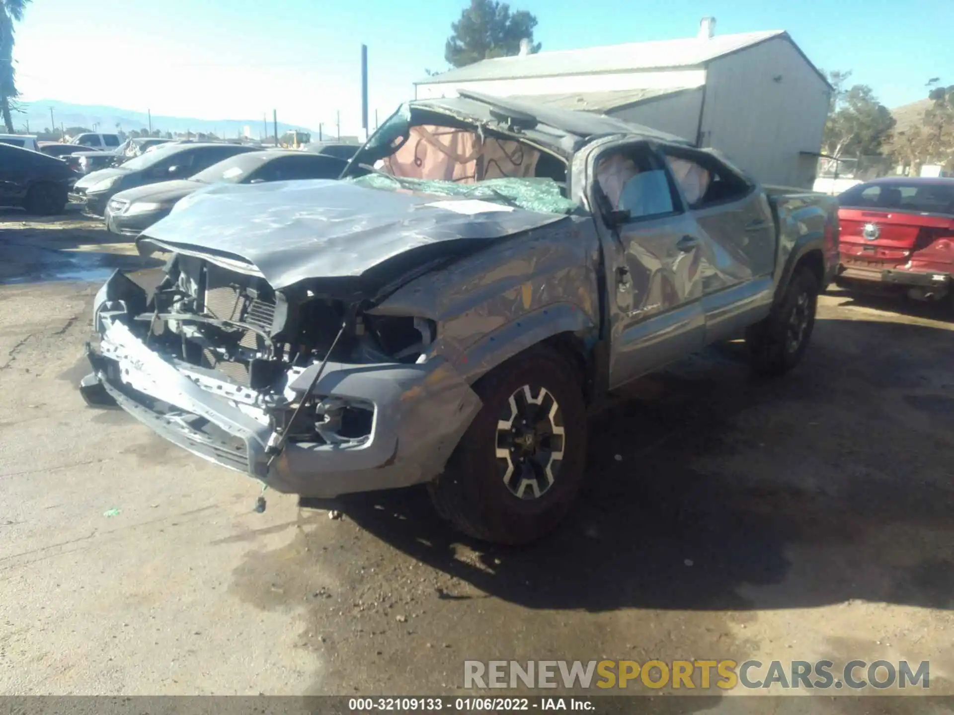 2 Photograph of a damaged car 3TMCZ5ANXKM231000 TOYOTA TACOMA 4WD 2019