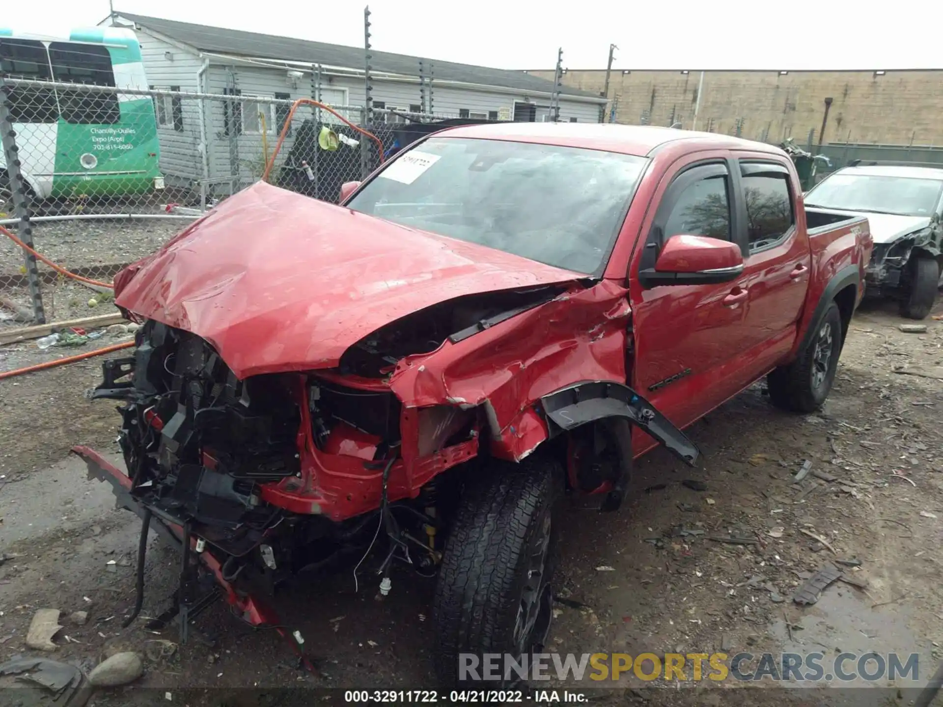 2 Photograph of a damaged car 3TMCZ5ANXKM236018 TOYOTA TACOMA 4WD 2019