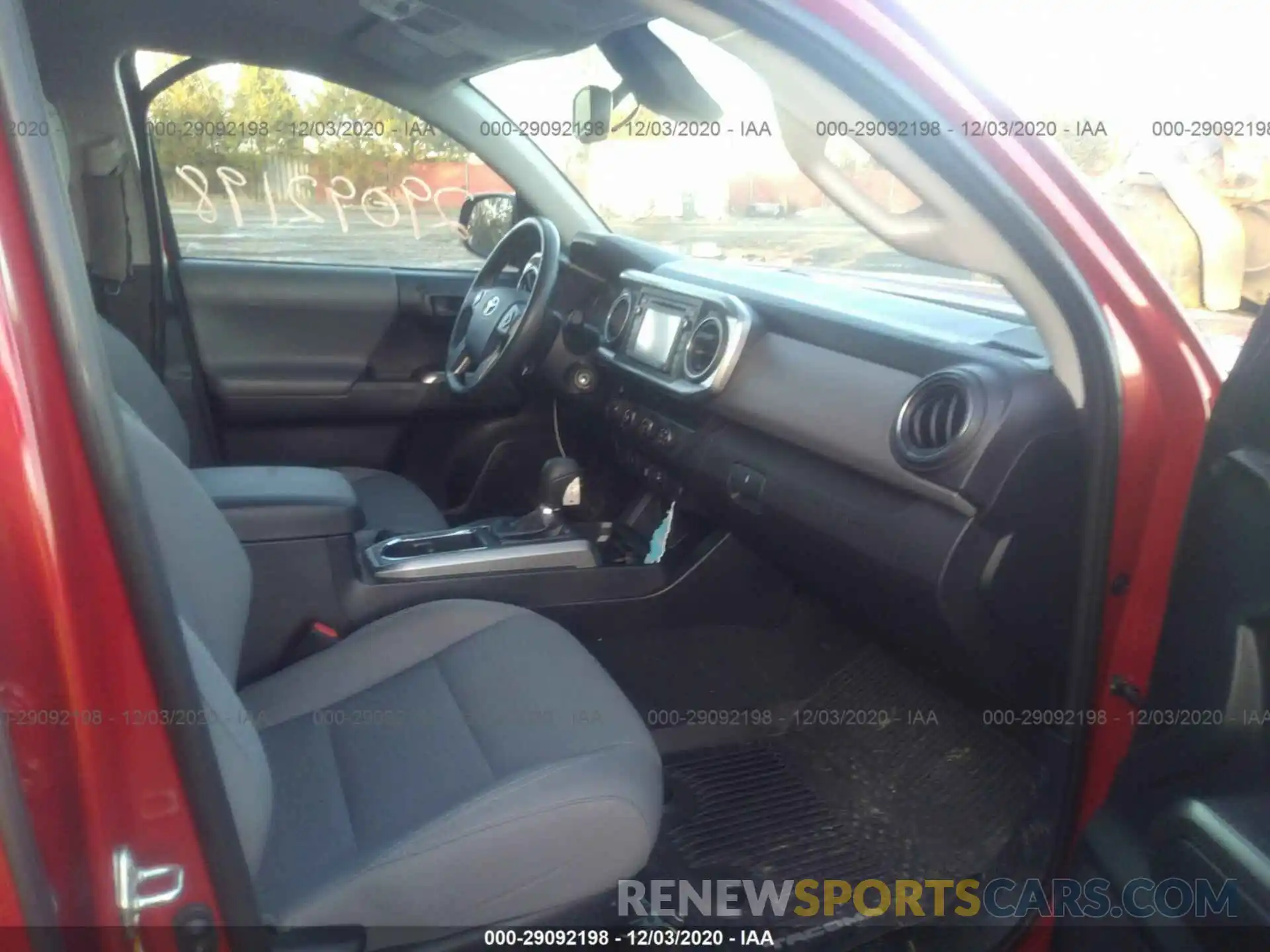 5 Photograph of a damaged car 3TMCZ5ANXKM236598 TOYOTA TACOMA 4WD 2019