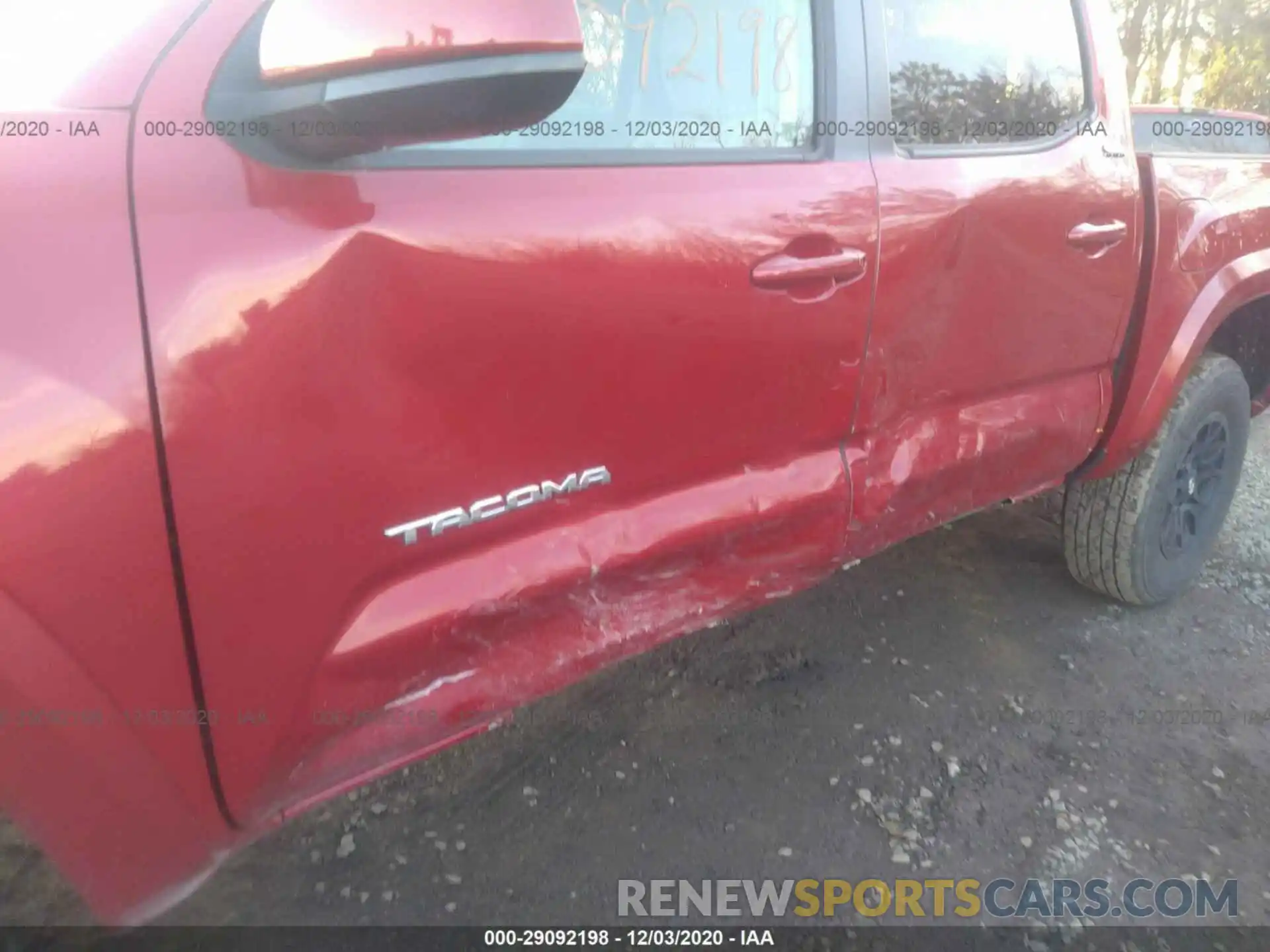 6 Photograph of a damaged car 3TMCZ5ANXKM236598 TOYOTA TACOMA 4WD 2019