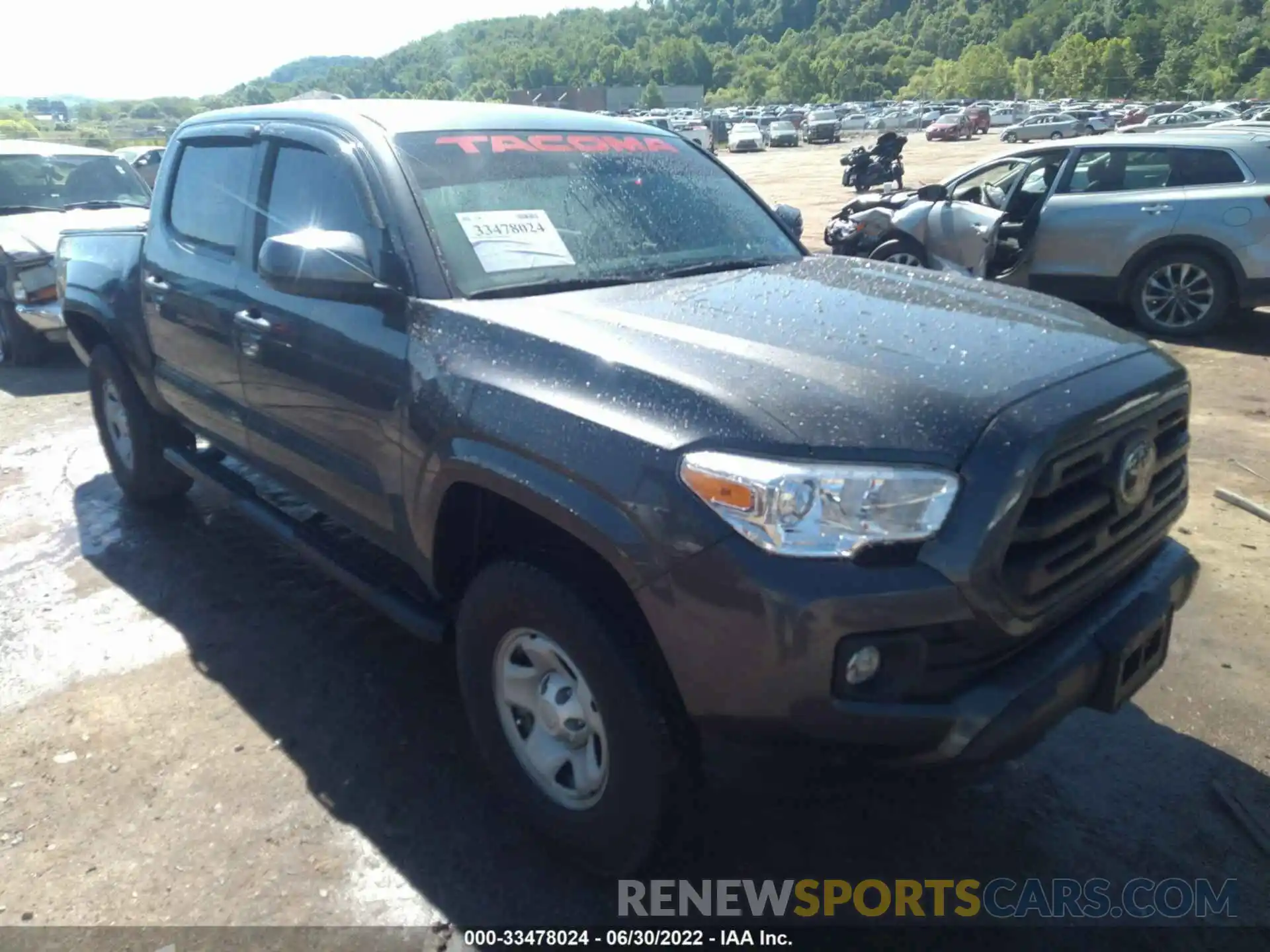 1 Photograph of a damaged car 3TMCZ5ANXKM237198 TOYOTA TACOMA 4WD 2019