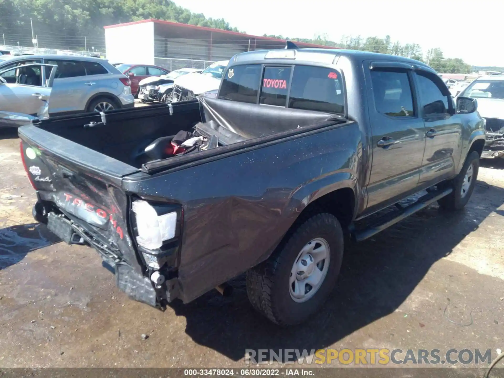 4 Photograph of a damaged car 3TMCZ5ANXKM237198 TOYOTA TACOMA 4WD 2019