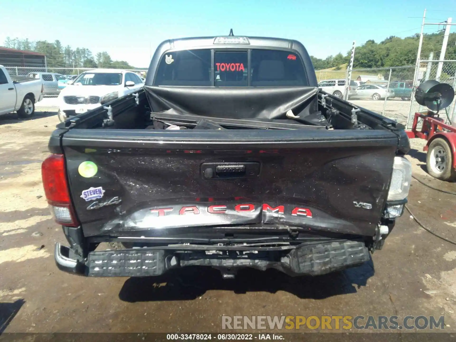 6 Photograph of a damaged car 3TMCZ5ANXKM237198 TOYOTA TACOMA 4WD 2019